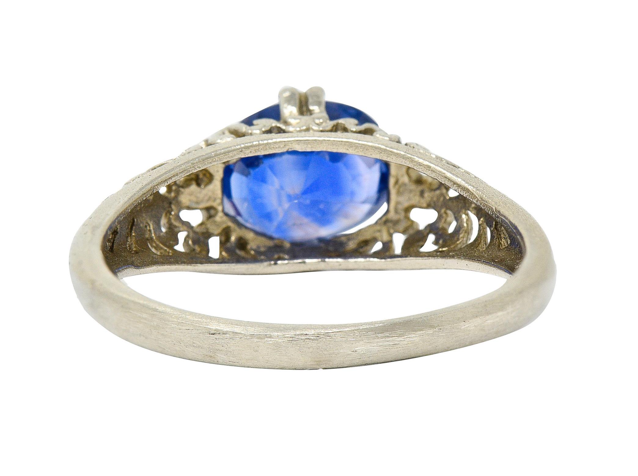 Art Deco 1.90 Carats Sapphire 14 Karat White Gold Scrolled Foliate Ring In Excellent Condition In Philadelphia, PA