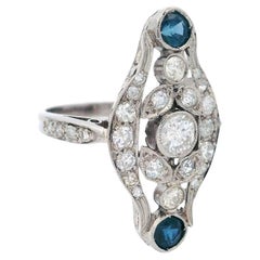 Art Deco 1915 filigraner weißer Ring aus 18 Karat Gold mit Diamanten und Saphiren