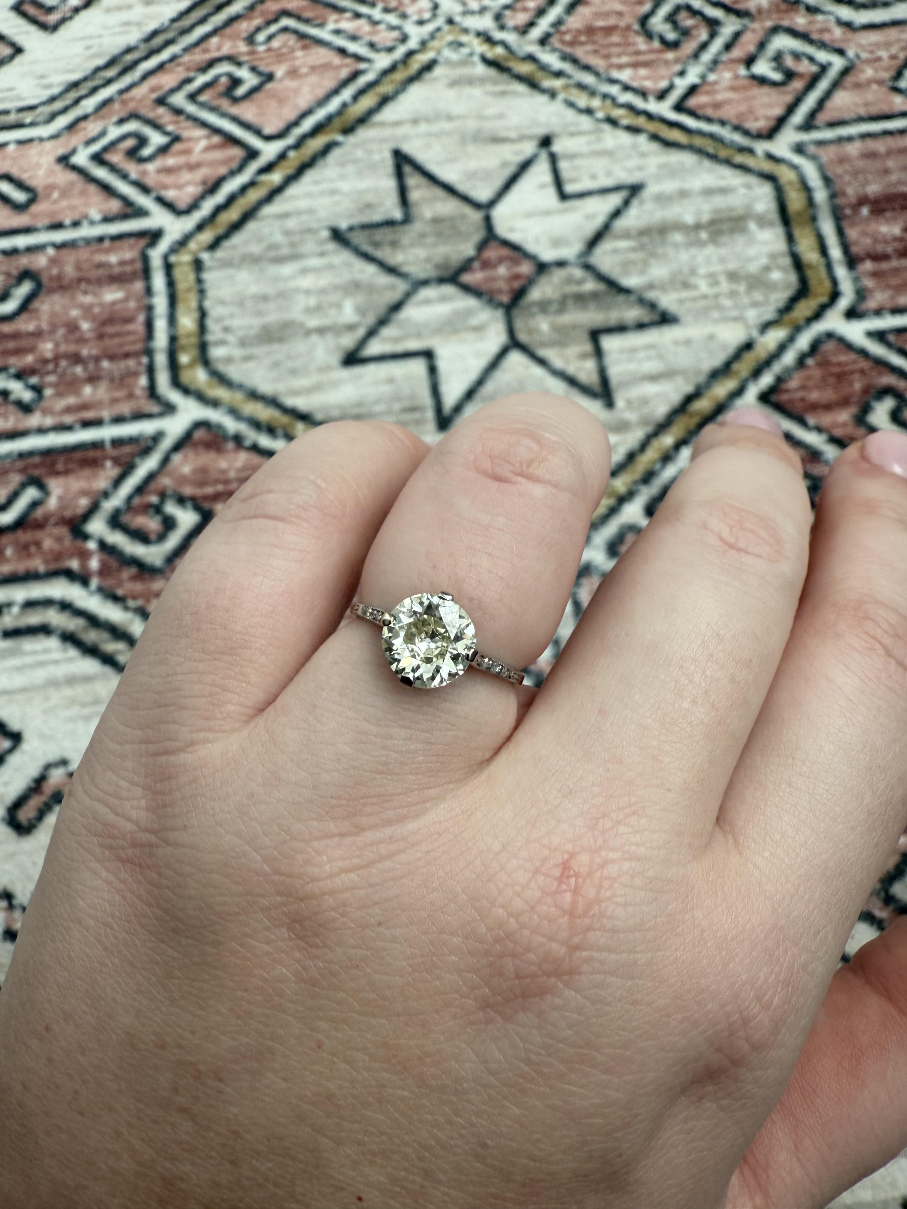 Art Deco 1.92 Carat Old European Cut Diamond Engagement Ring GIA In Good Condition In Montgomery, AL