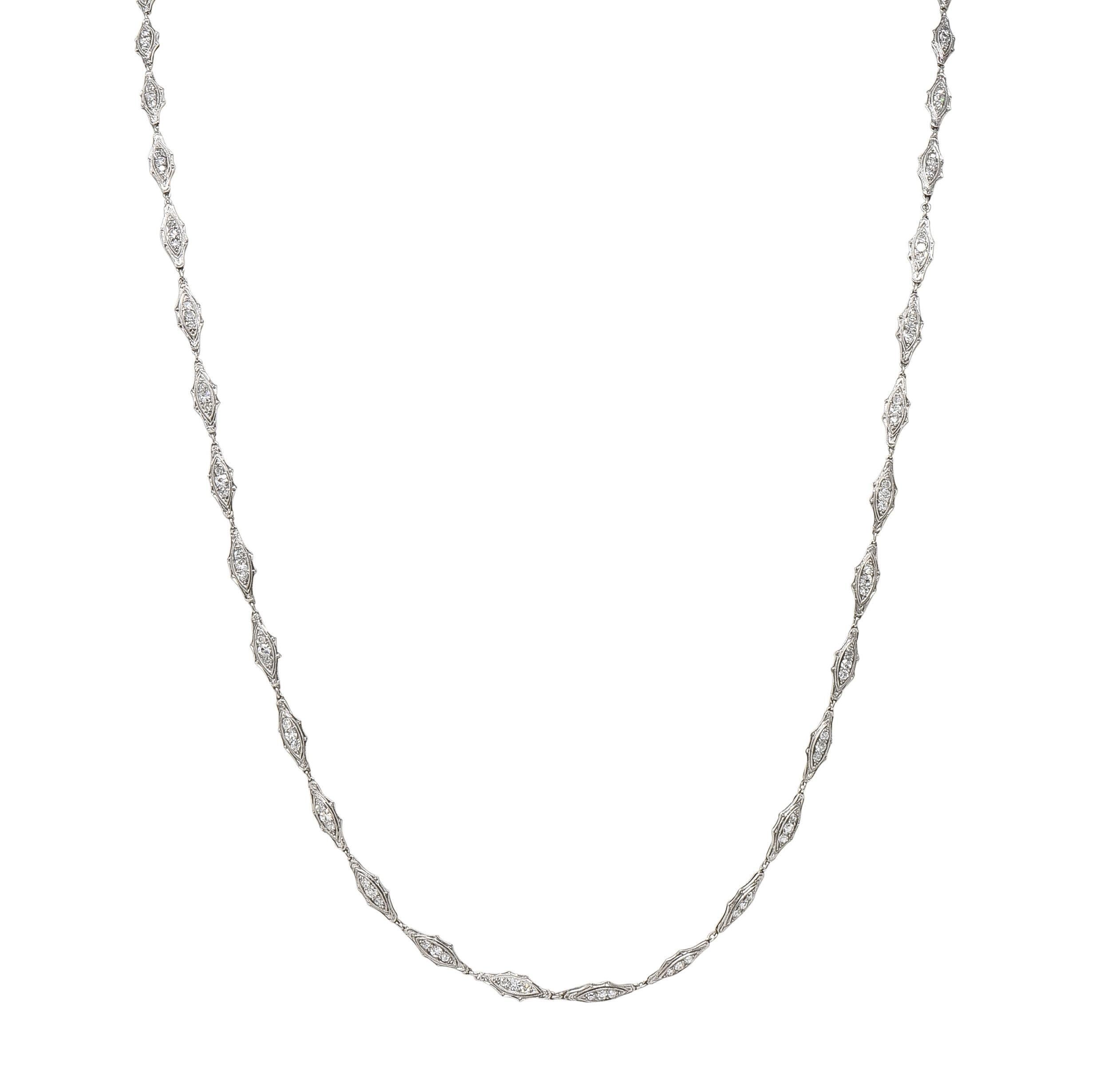 Art Deco 1920 4.60 CTW Diamond Platinum Fancy Link Antique Chain Necklace For Sale 1
