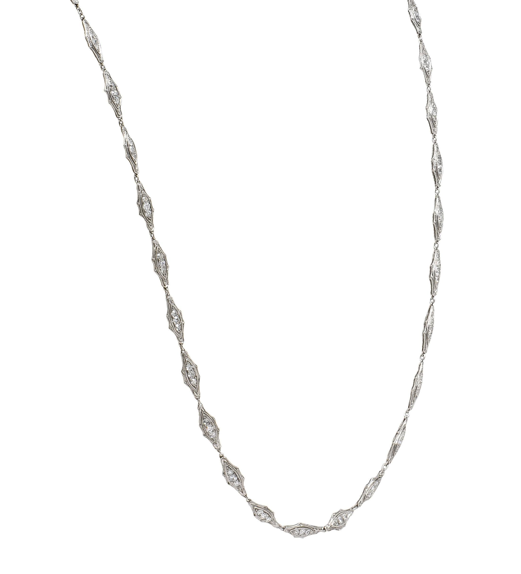 Art Deco 1920 4.60 CTW Diamond Platinum Fancy Link Antique Chain Necklace For Sale 2