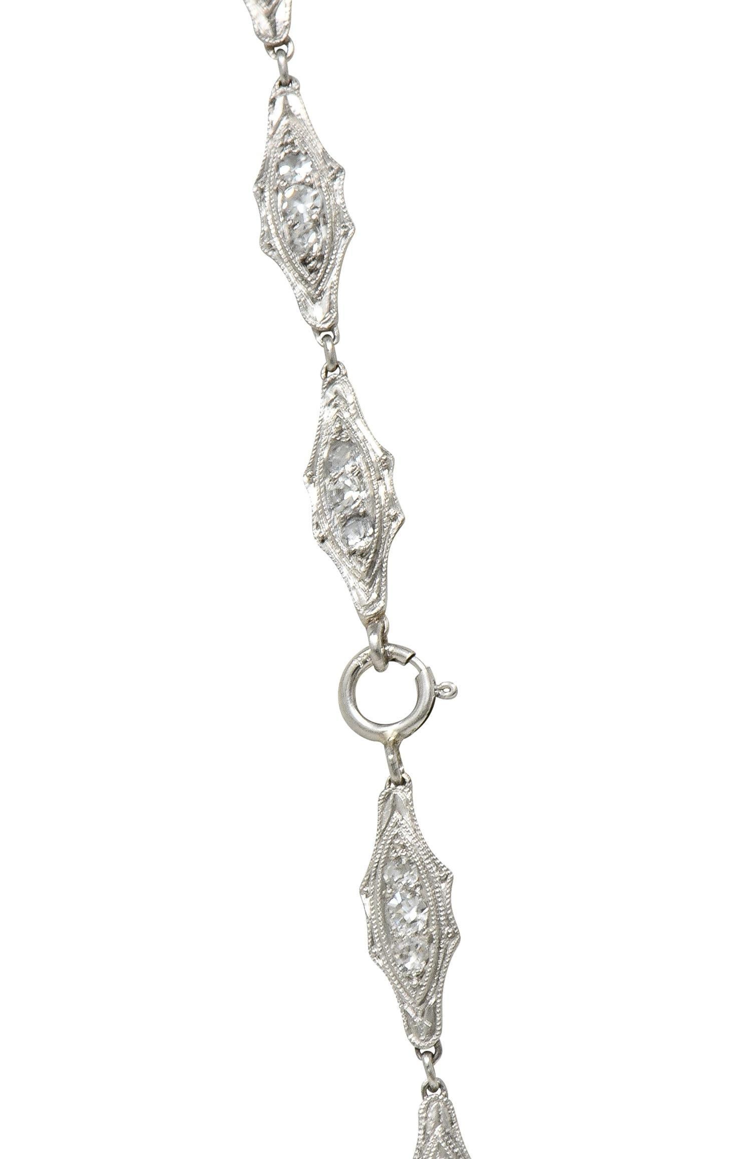 Art Deco 1920 4.60 CTW Diamond Platinum Fancy Link Antique Chain Necklace For Sale 4
