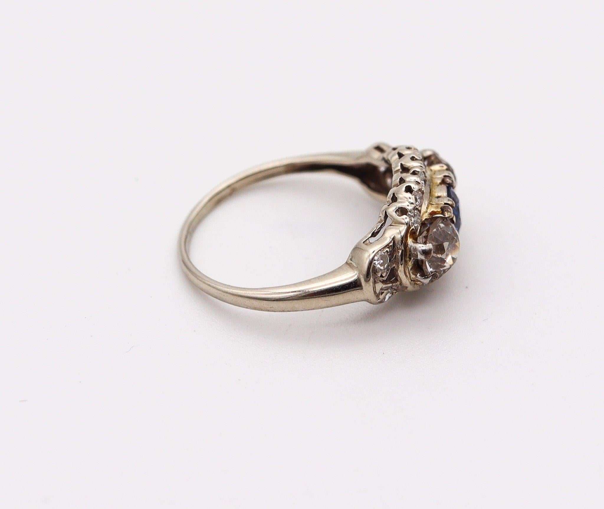 ART DECO 1920 Band Ring In 18Kt White Gold With 1.36 Ctw In Diamonds & Sapphire In Excellent Condition For Sale In Miami, FL
