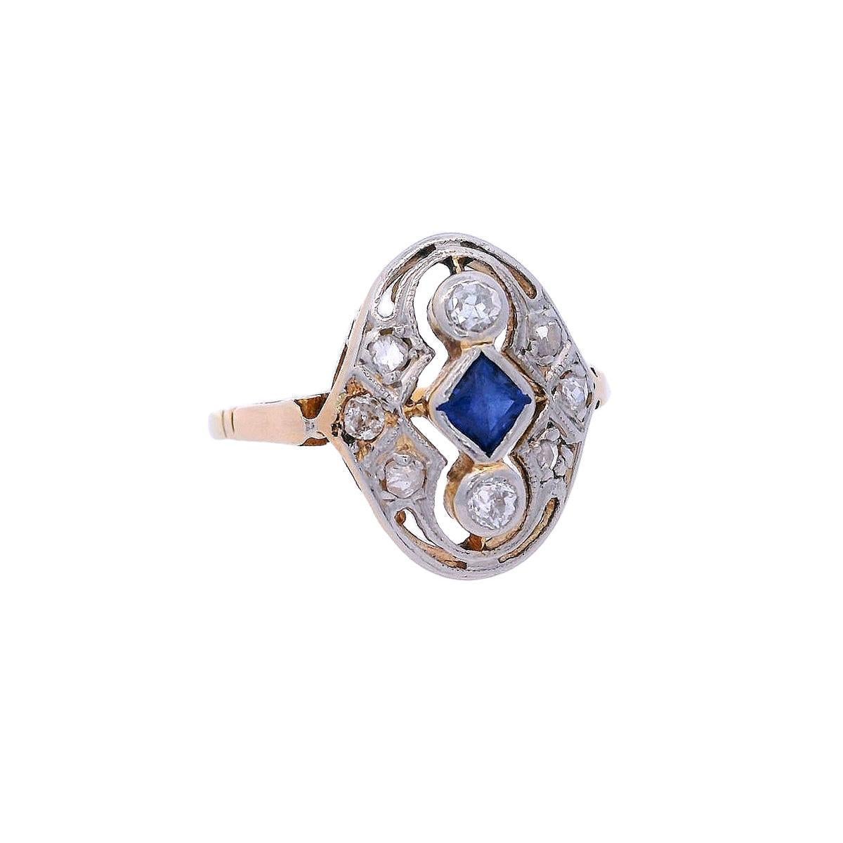 Taille française Bague filigrane Art déco 1920 en or 18 carats et platine avec diamants et saphirs en vente