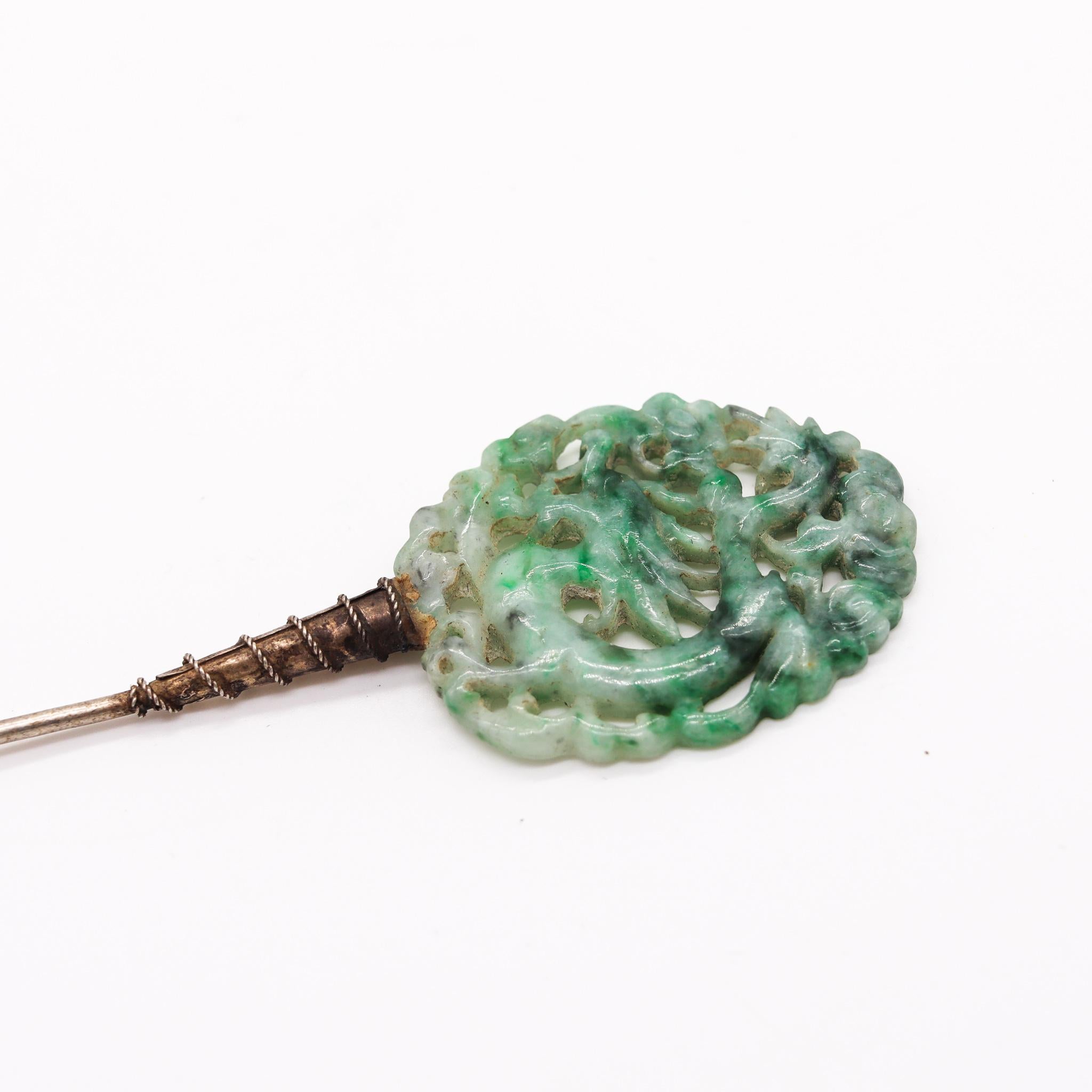 Women's Art Deco 1920 Hat Dress Stick Pin in .800 Silver with Carved Nephrite Green Jade For Sale