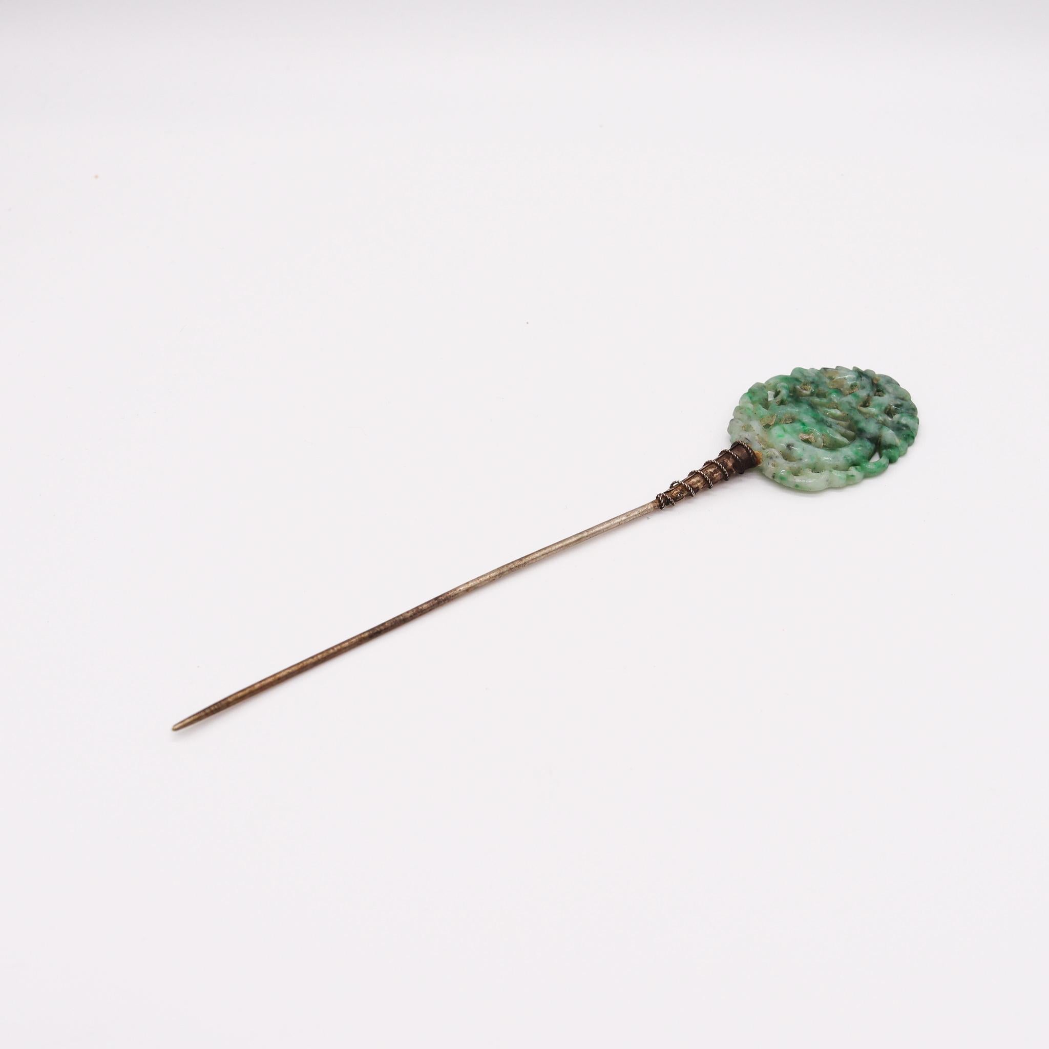 Art Deco 1920 Hat Dress Stick Pin in .800 Silver with Carved Nephrite Green Jade For Sale 1
