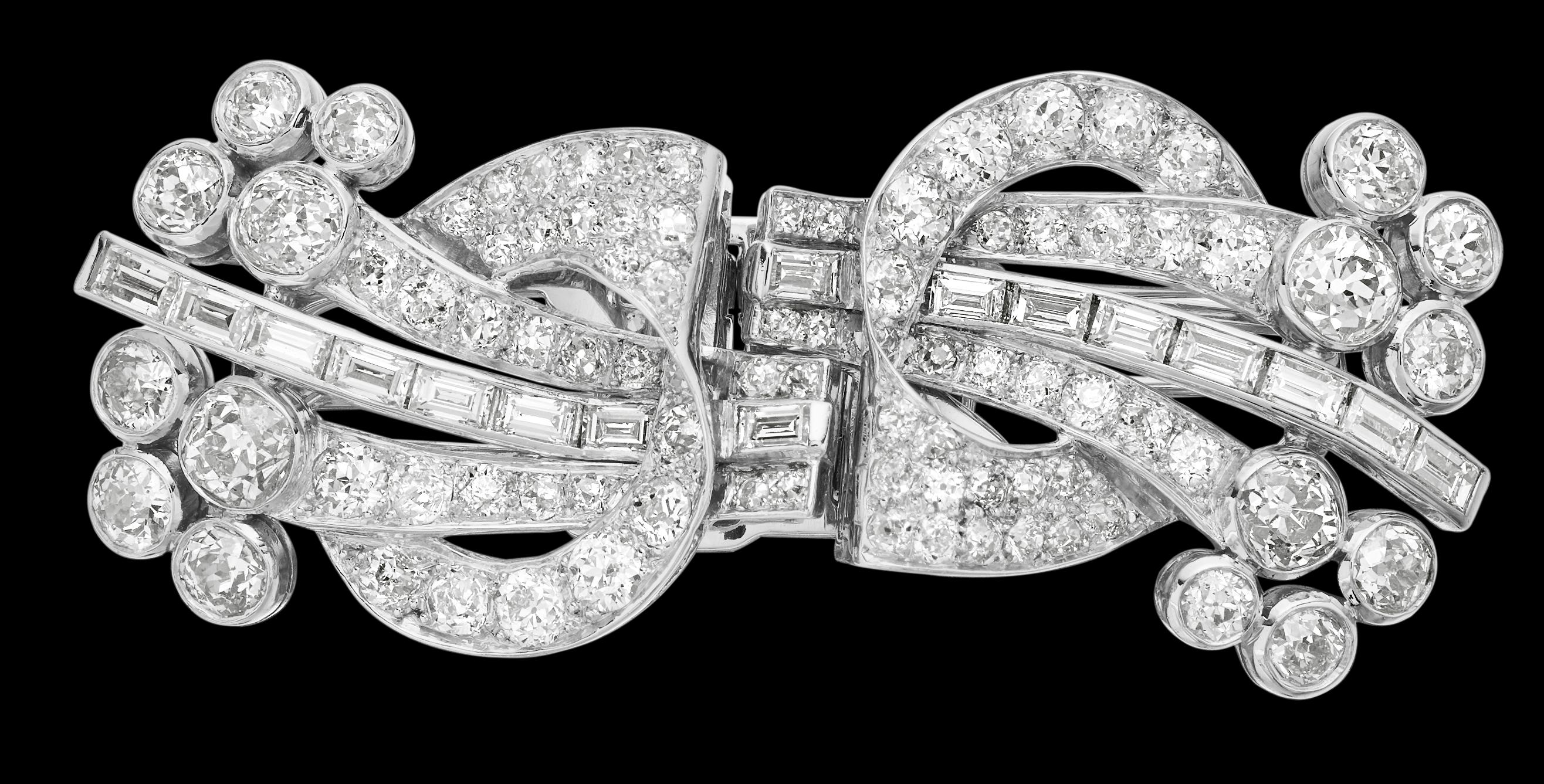 Art Deco 1920, Old European and Baguette Diamonds Double Clip Brooch in Platinum 6