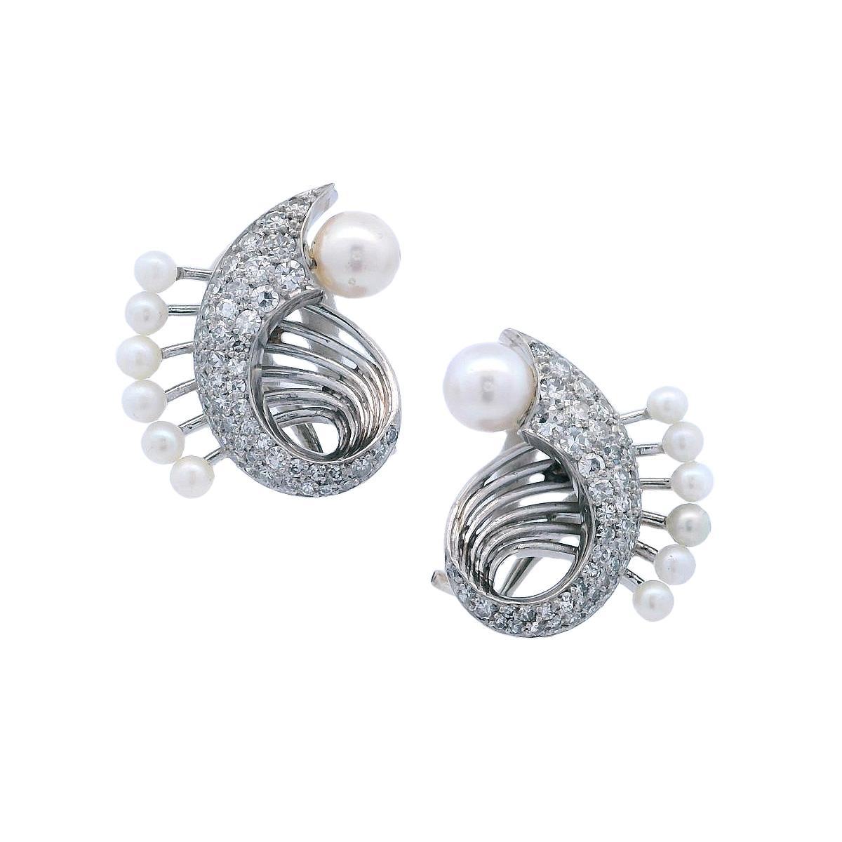 Art Déco Anelli in platino Art Deco 1920 con perle e 1,30 carati di diamanti in vendita