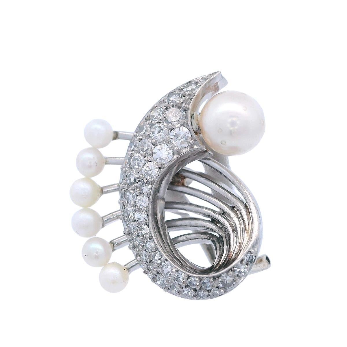 Donna Anelli in platino Art Deco 1920 con perle e 1,30 carati di diamanti in vendita