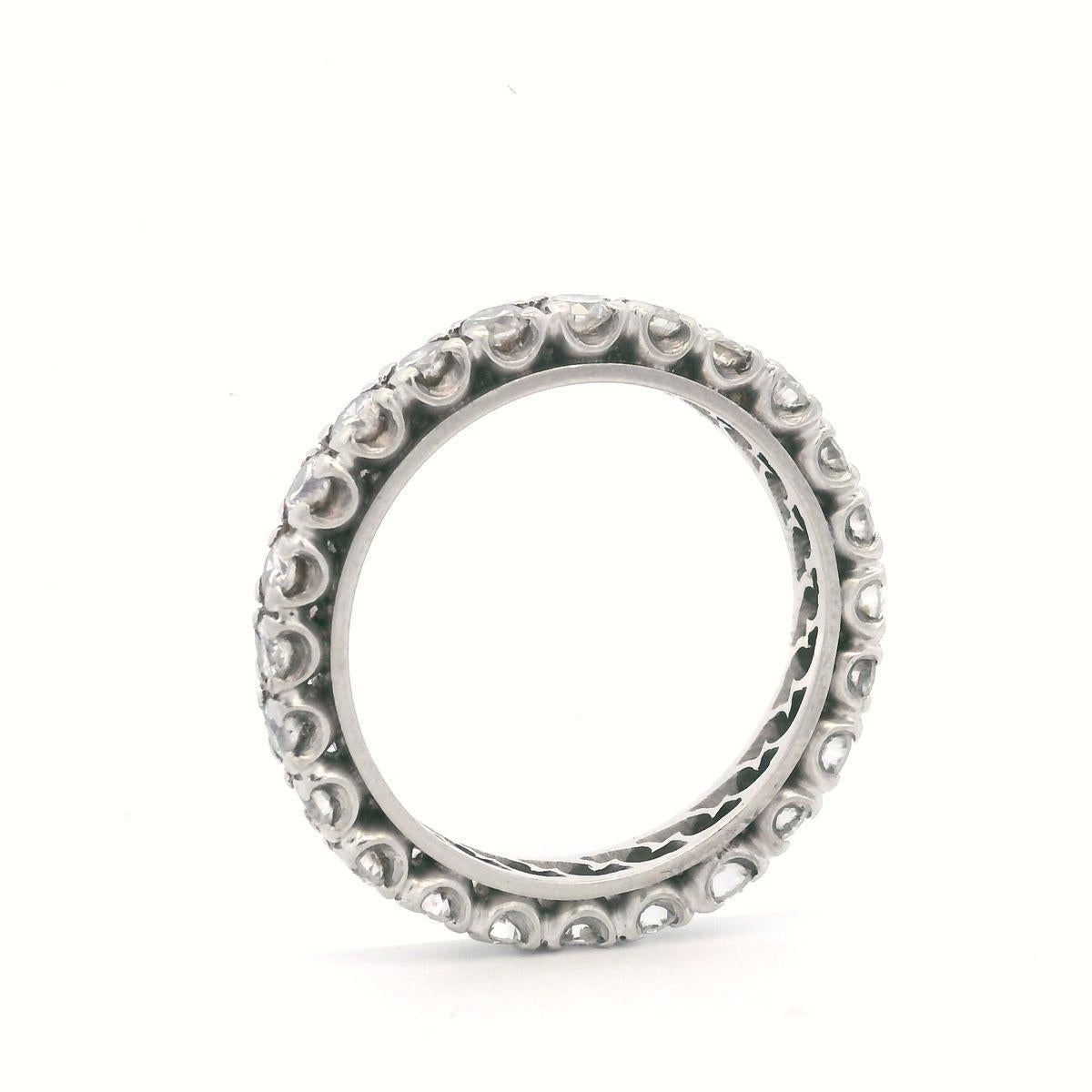 Art Deco 1920 Platinum Eternity Band Ring with 1.20 Cts in Diamonds In Excellent Condition For Sale In Aventura, FL