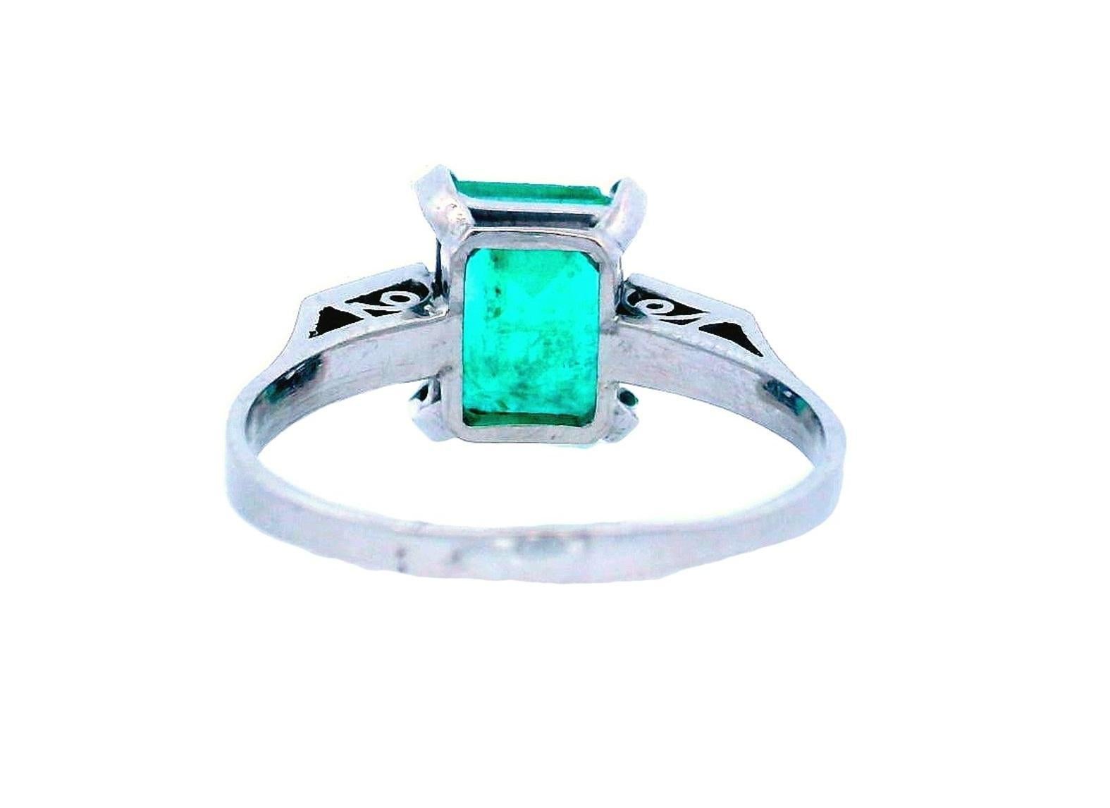 Art Deco 1920 Platinum ring with Emerald, Diamonds 1