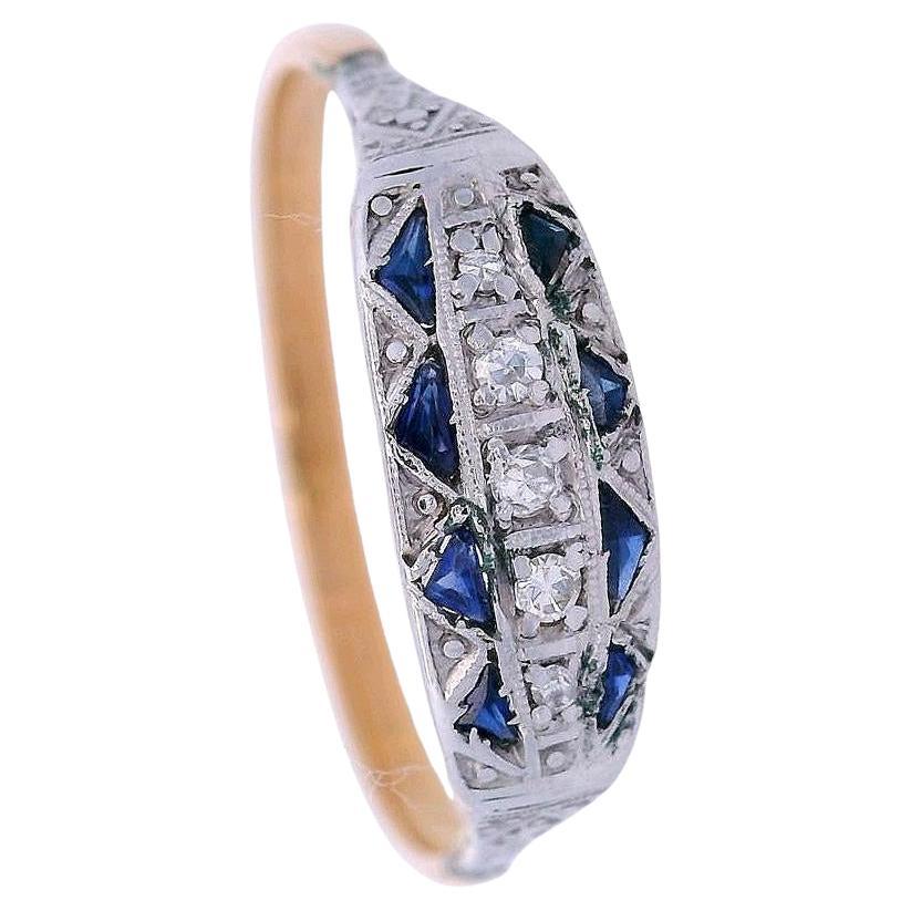 Art Deco 1920 Ring aus 18 Karat Gelbgold und Platin mit Diamanten und Saphiren