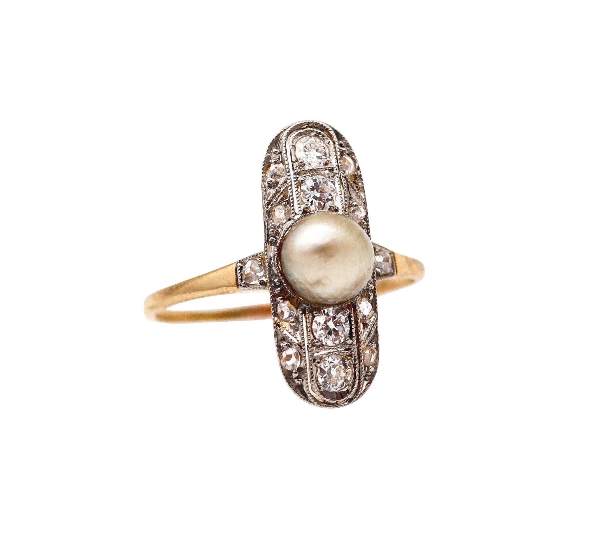 ART DECO 1920 Ring With Natural Pearl In 18Kt Yellow Gold And Rose Cut Diamonds For Sale 2