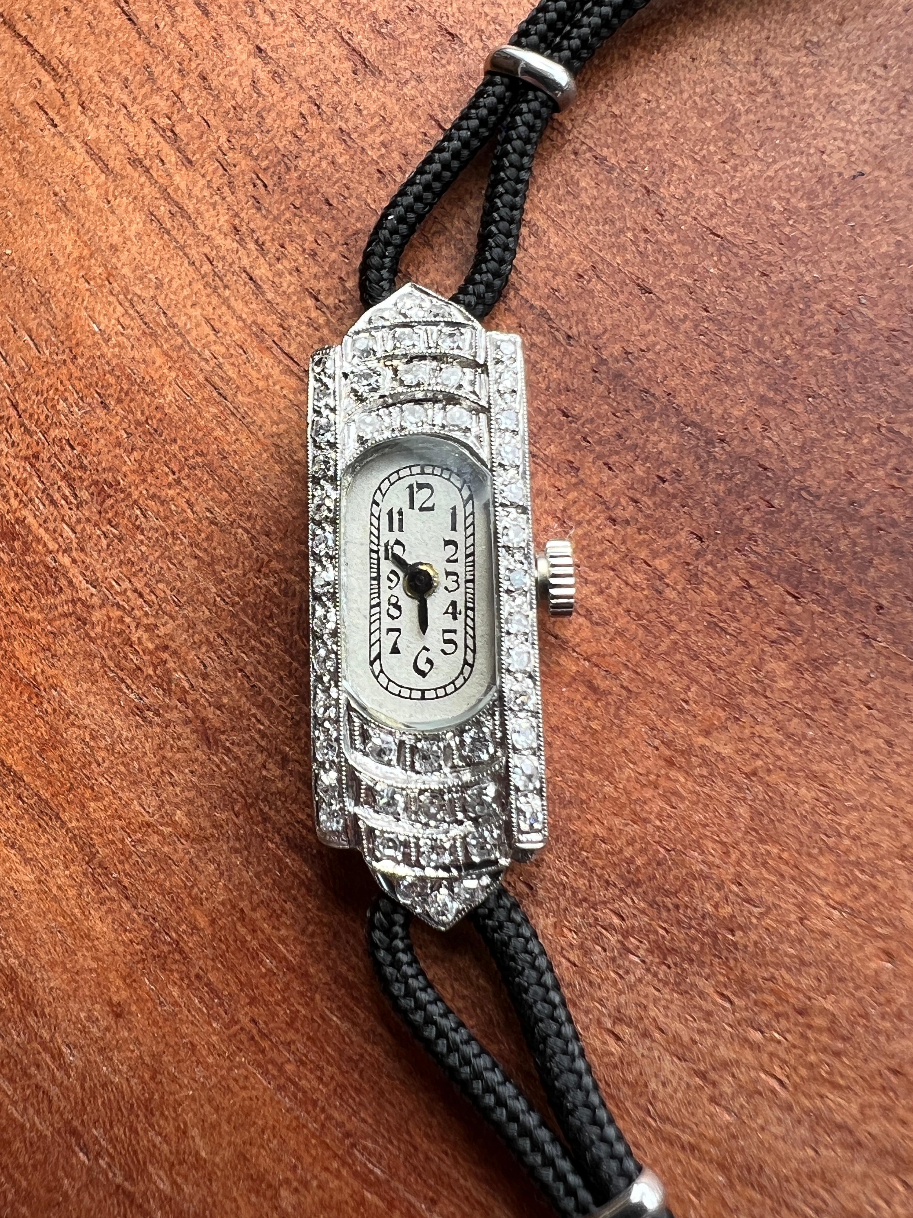 Montre pour femmes Art déco des années 1920, diamant 0,60 carat cw, platine 6
