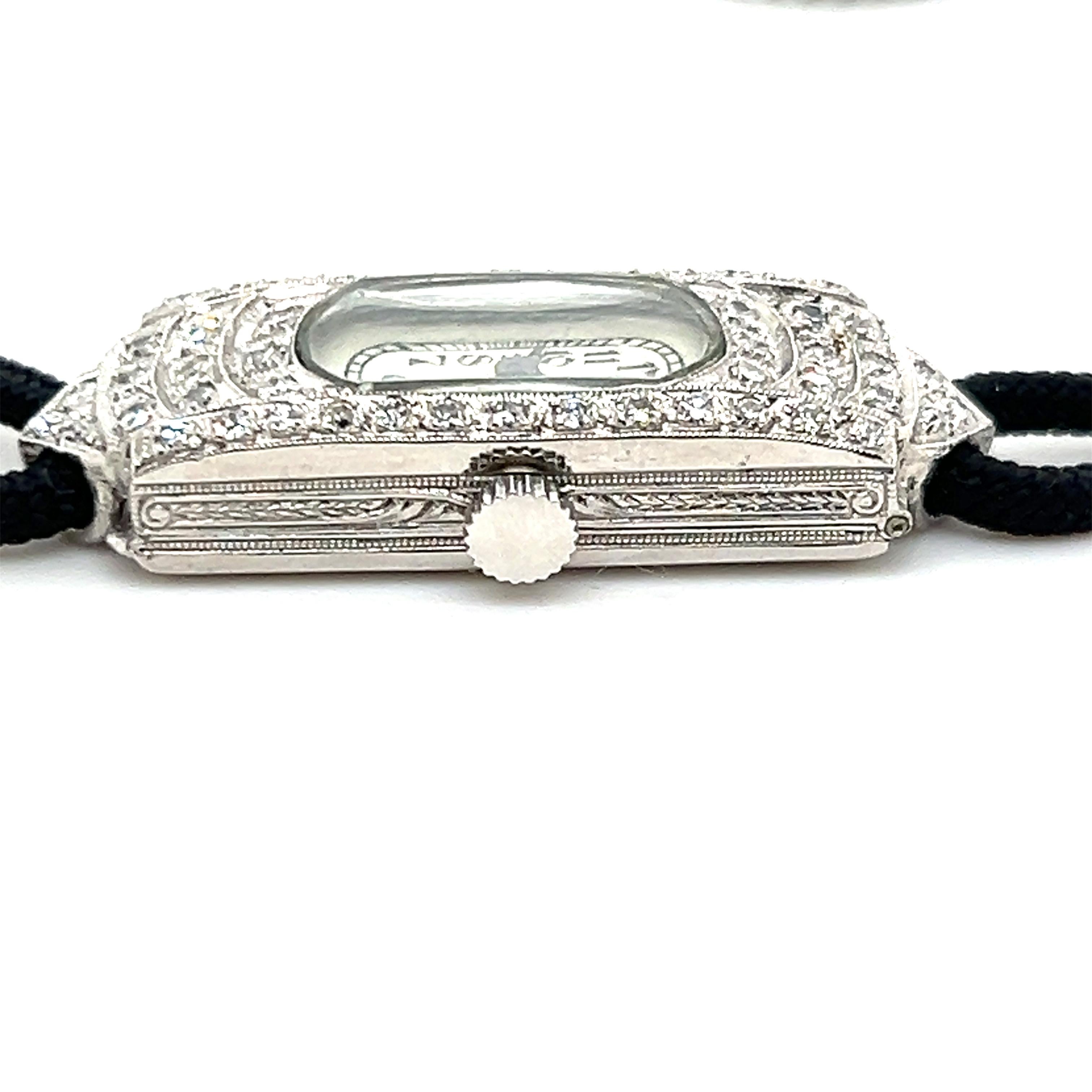 Montre pour femmes Art déco des années 1920, diamant 0,60 carat cw, platine 2