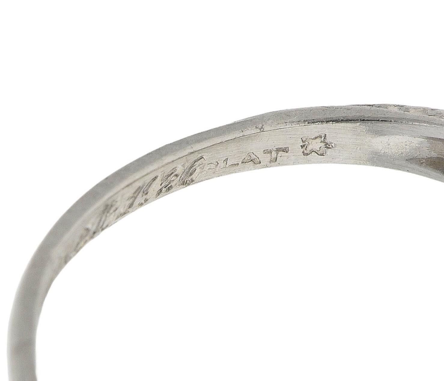 Art Deco 1920er Jahre 0,75 Karat Diamant Platin Antiker Quatrefoil Verlobungsring im Angebot 4