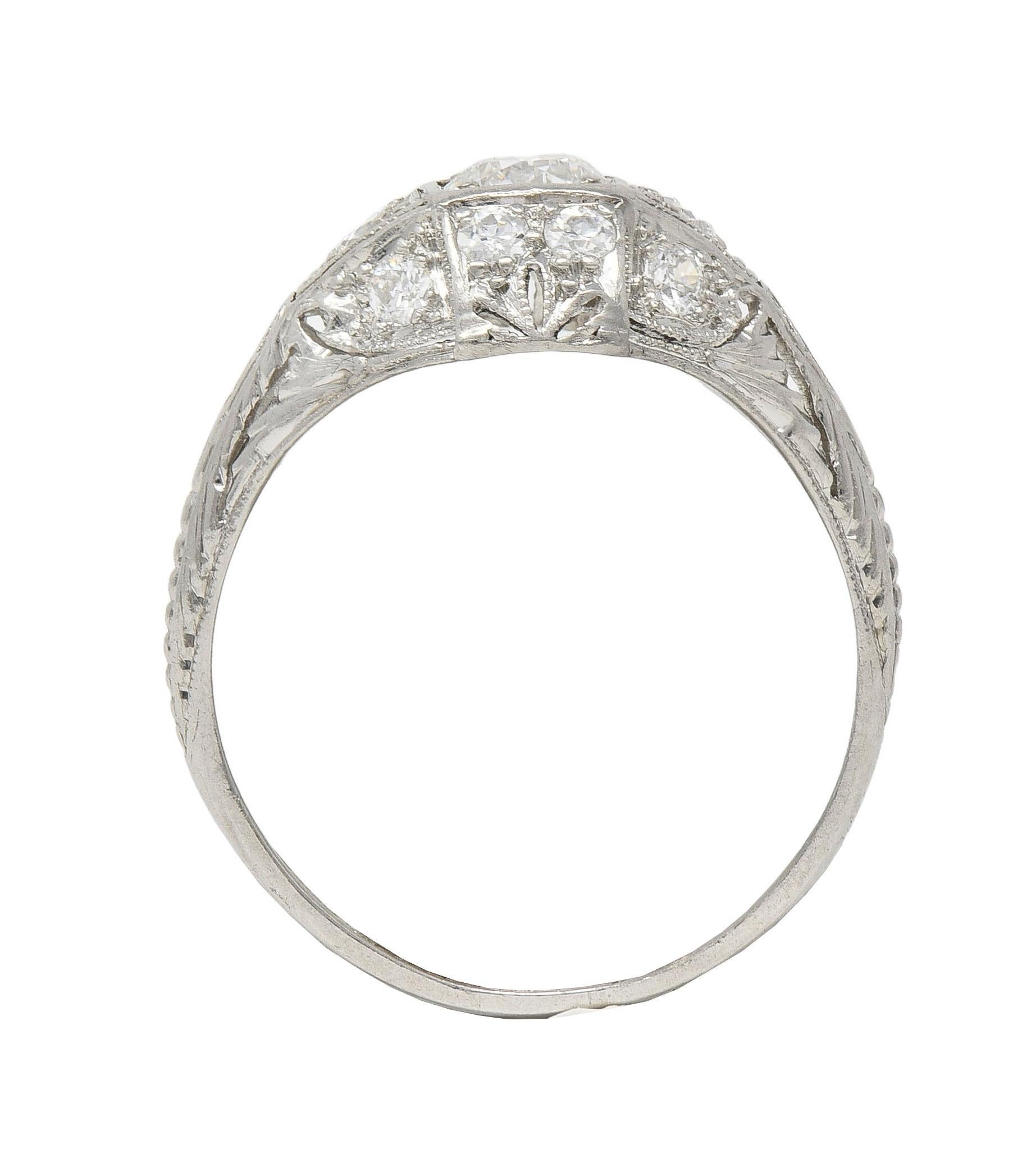 Art Deco 1920er Jahre 0,75 Karat Diamant Platin Antiker Quatrefoil Verlobungsring im Angebot 6