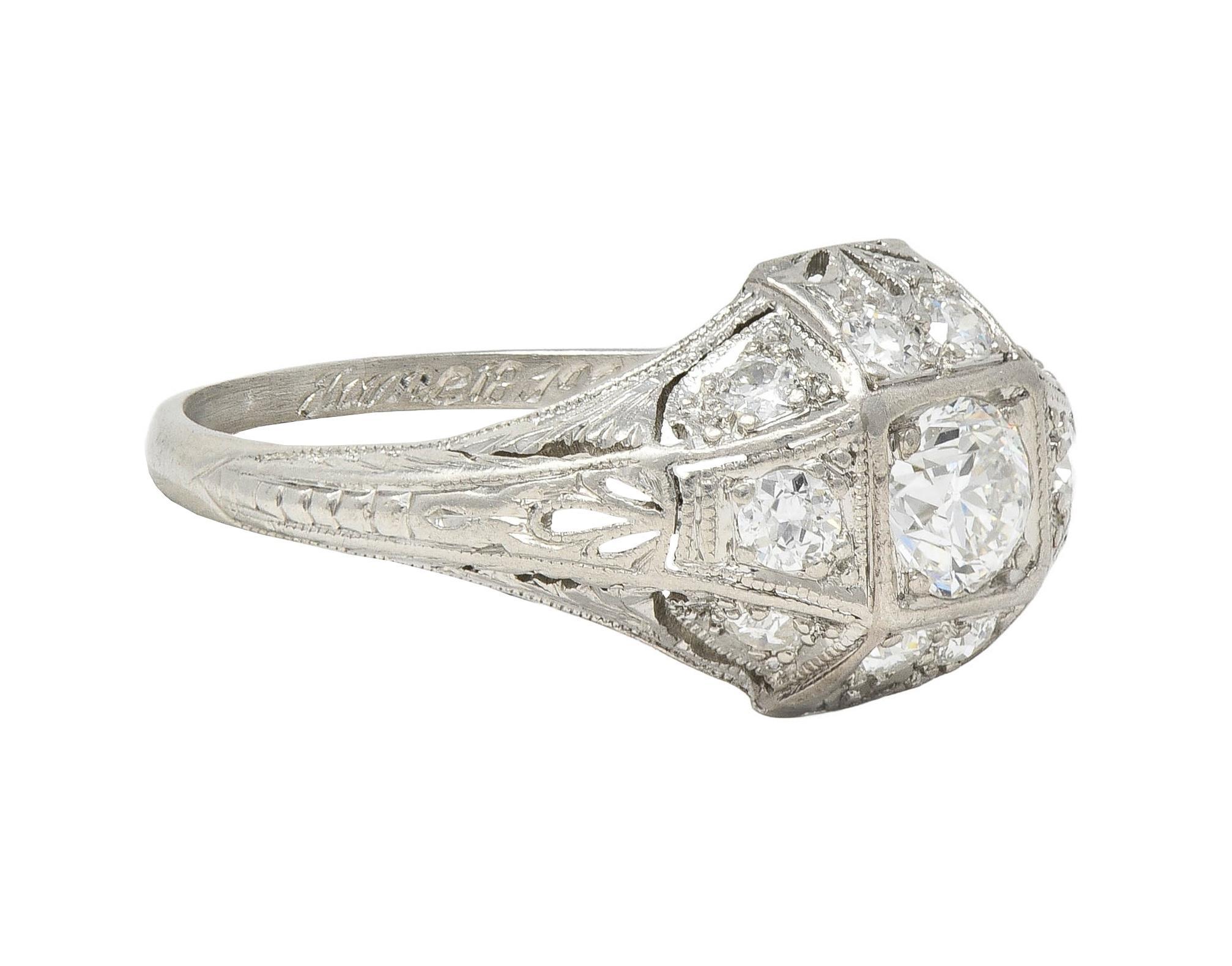 Art Deco 1920er Jahre 0,75 Karat Diamant Platin Antiker Quatrefoil Verlobungsring (Art déco) im Angebot