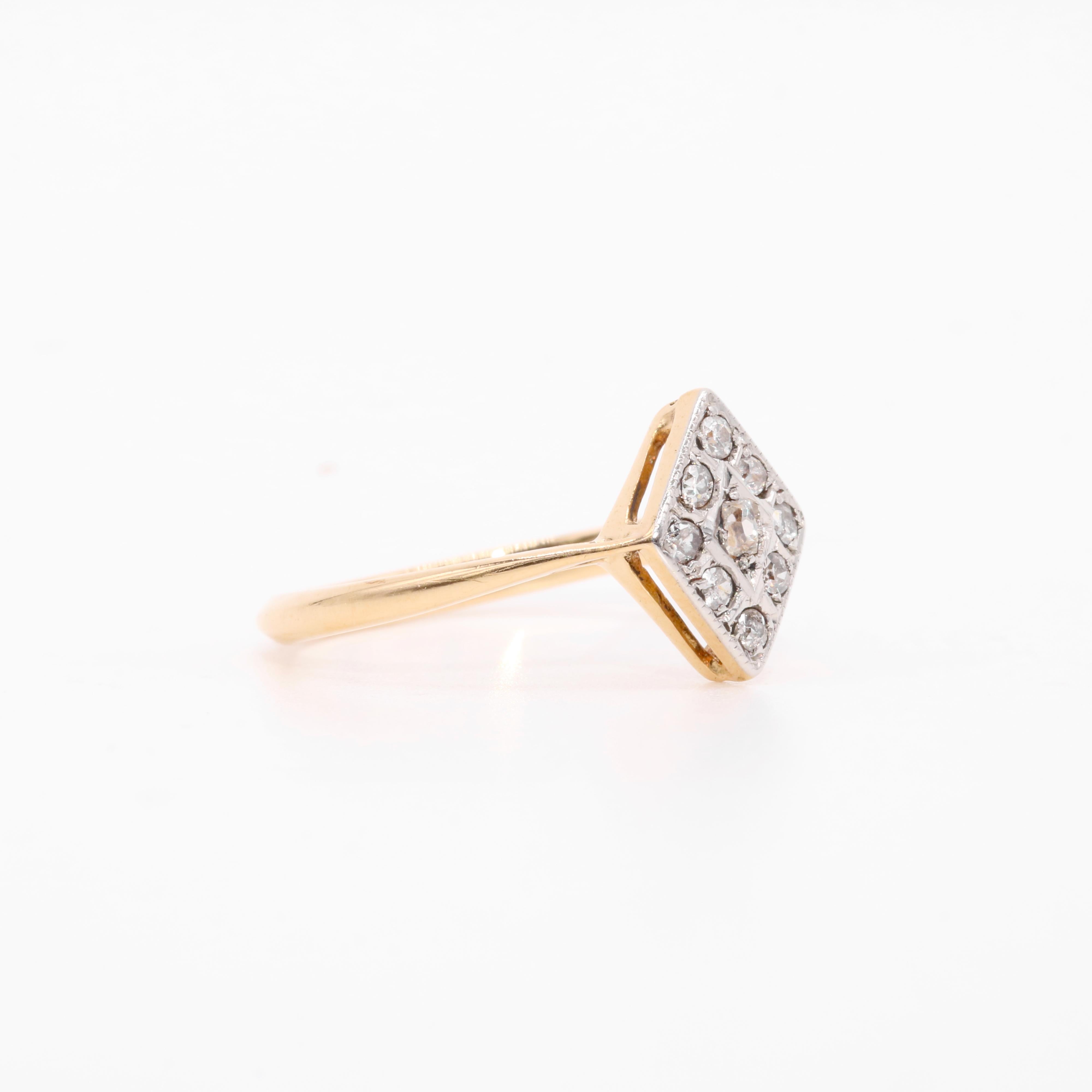Art Deco 1920s 18K Yellow Gold & Platinum Lozenge Shaped Diamond Ring In Good Condition For Sale In Staines-Upon-Thames, GB