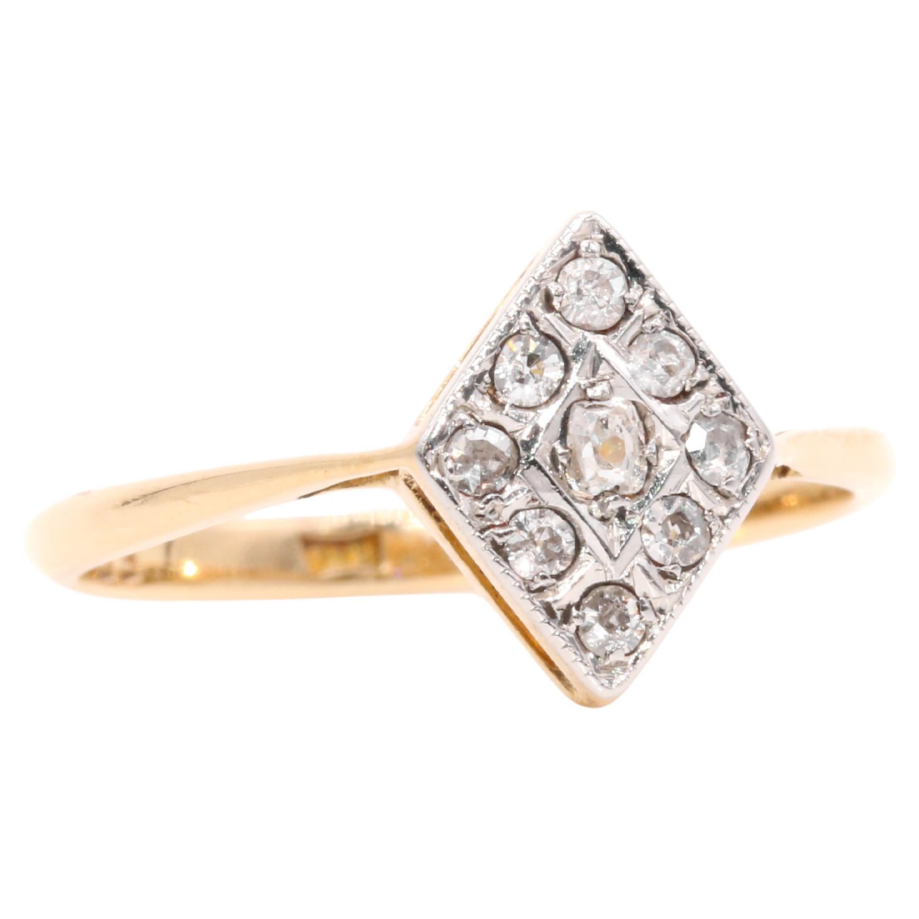 Art Deco 1920er Jahre 18 Karat Gelbgold & Platin Rautenförmiger Diamantring