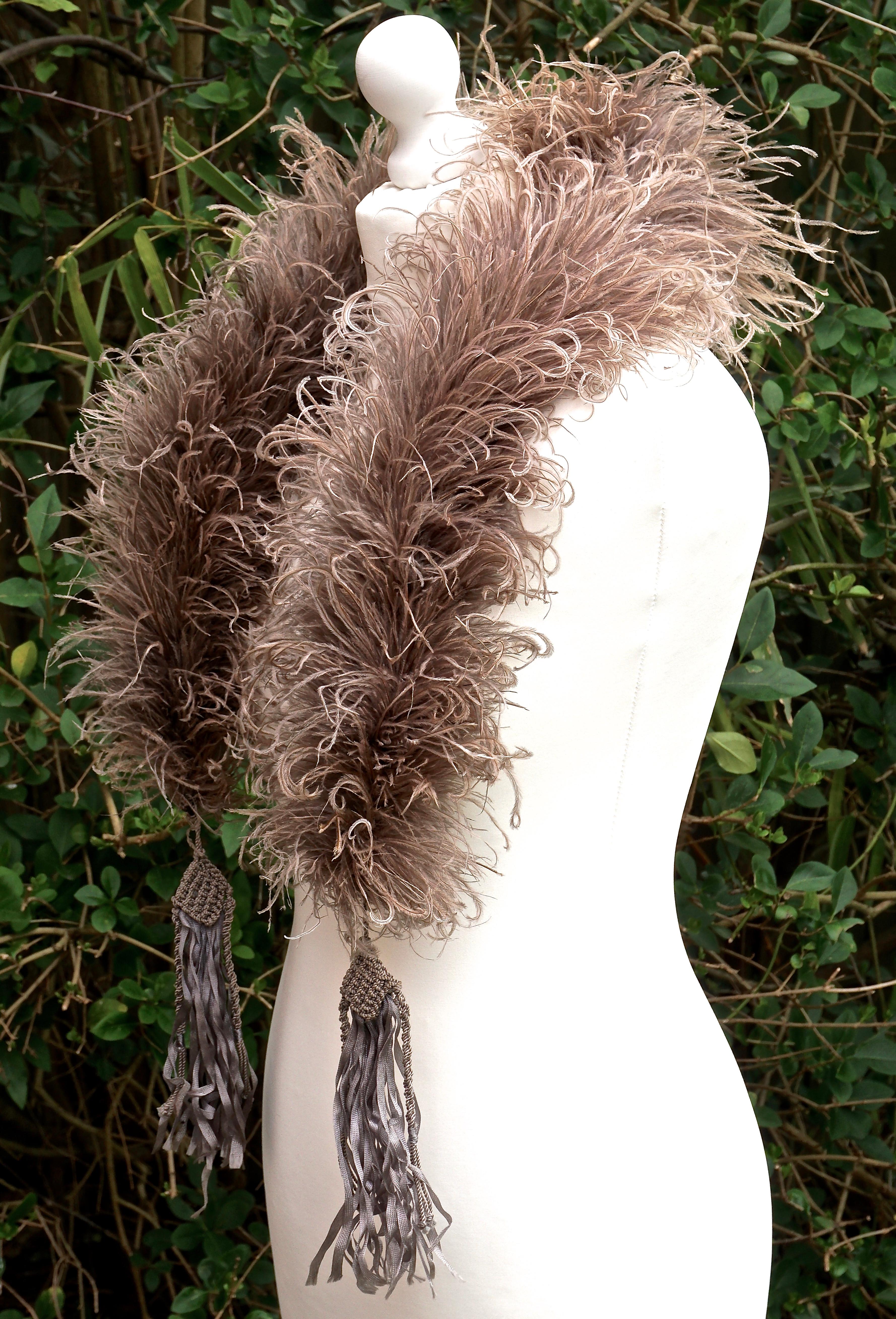 Gray Art Deco 1920s 1930s Cocoa Brown Ostrich Feather Boa with Grey Tassels, Paris 