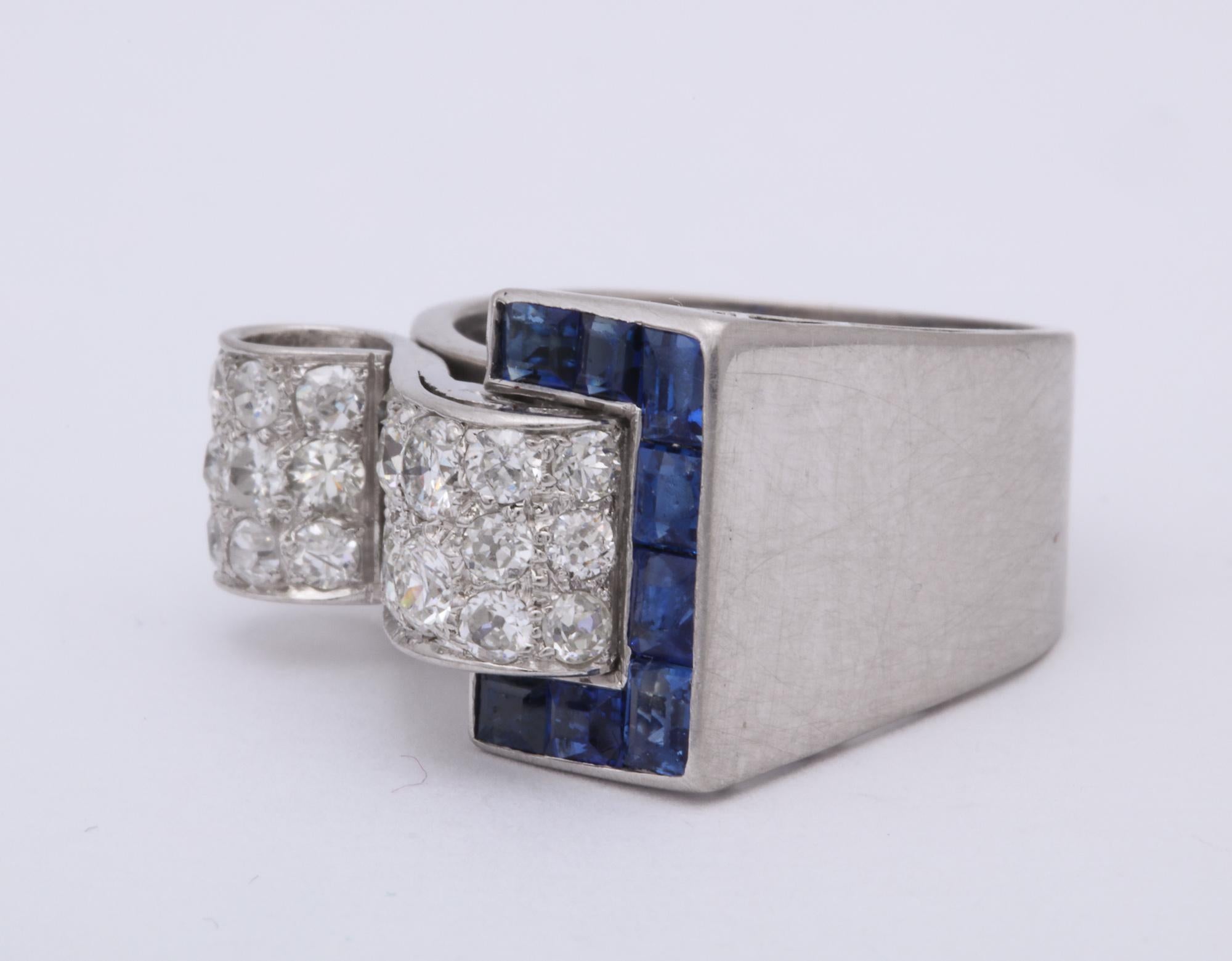 Art Deco 1930s Calibre Cut Sapphire Diamond Platinum Buckle Ring In Good Condition In New York, NY