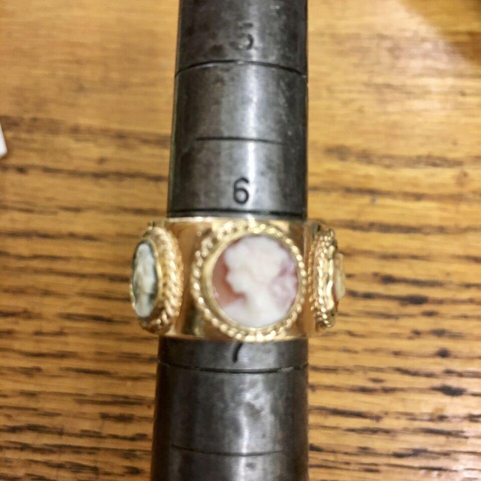 Art Deco 1920s Cameo Band Handmade Hallmarked 14K Gold 19.7 Gram Size 6.5 For Sale 5