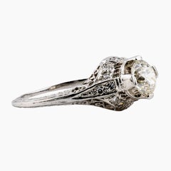 Art Deco 1920's Diamond 0.90ctw Filigree Vintage Engagement Ring in Platinum