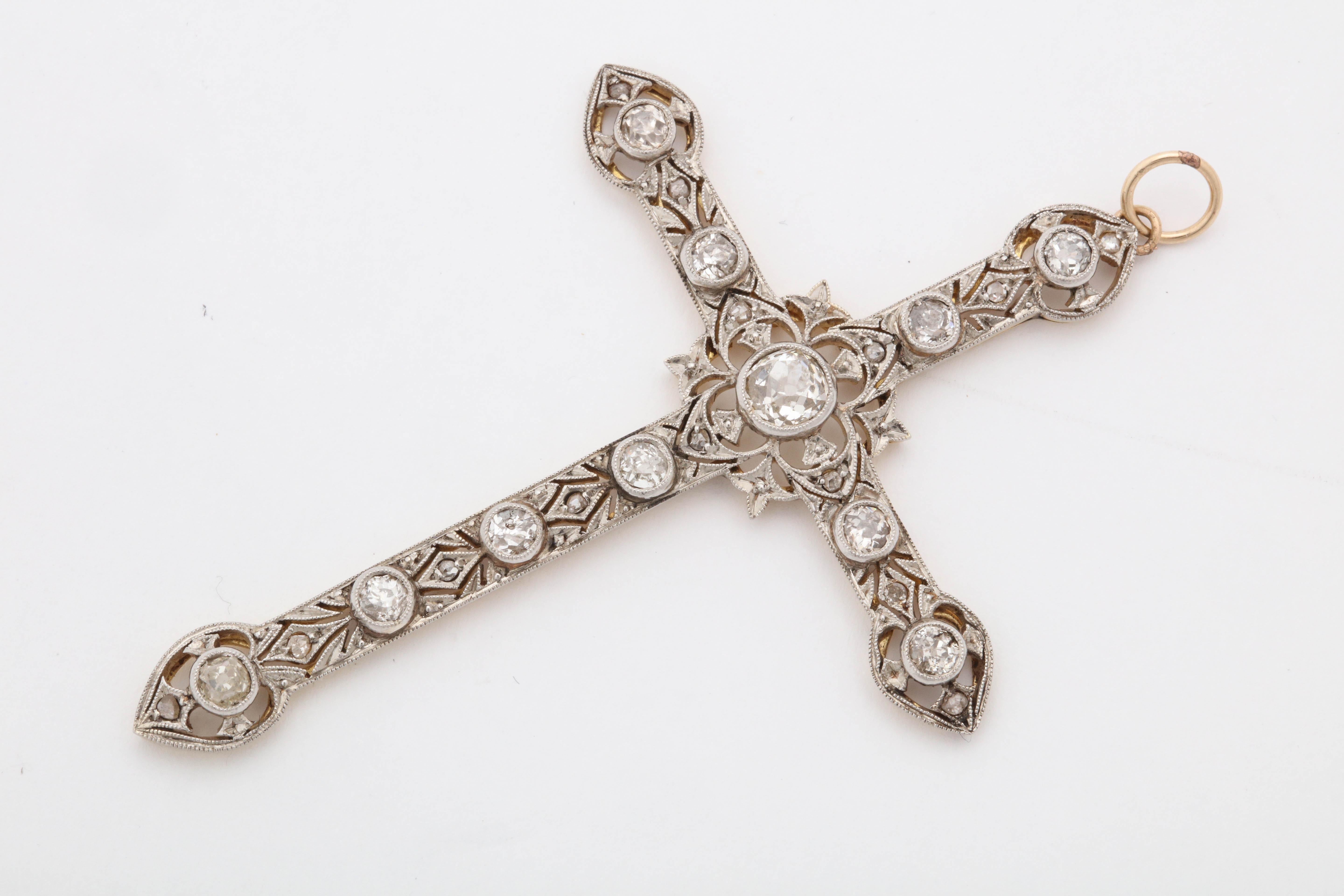 Art Deco 1920s Diamond with Open Pierced Workmanship Gold and Platinum Cross In Good Condition For Sale In New York, NY
