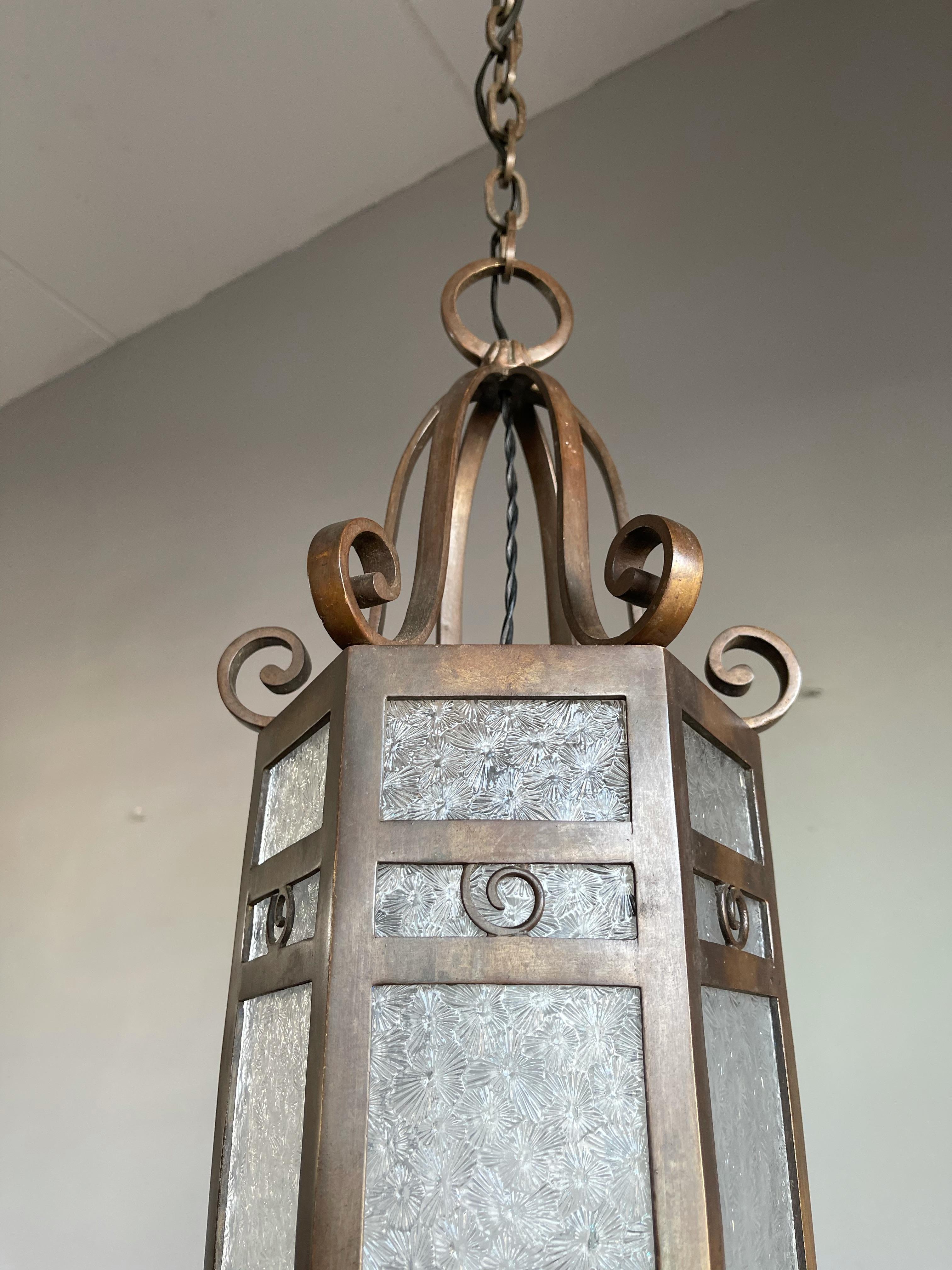Art Deco Pendant / Lantern 1920s Fine Bronze Hexagonal Shape with Stunning Glass For Sale 1