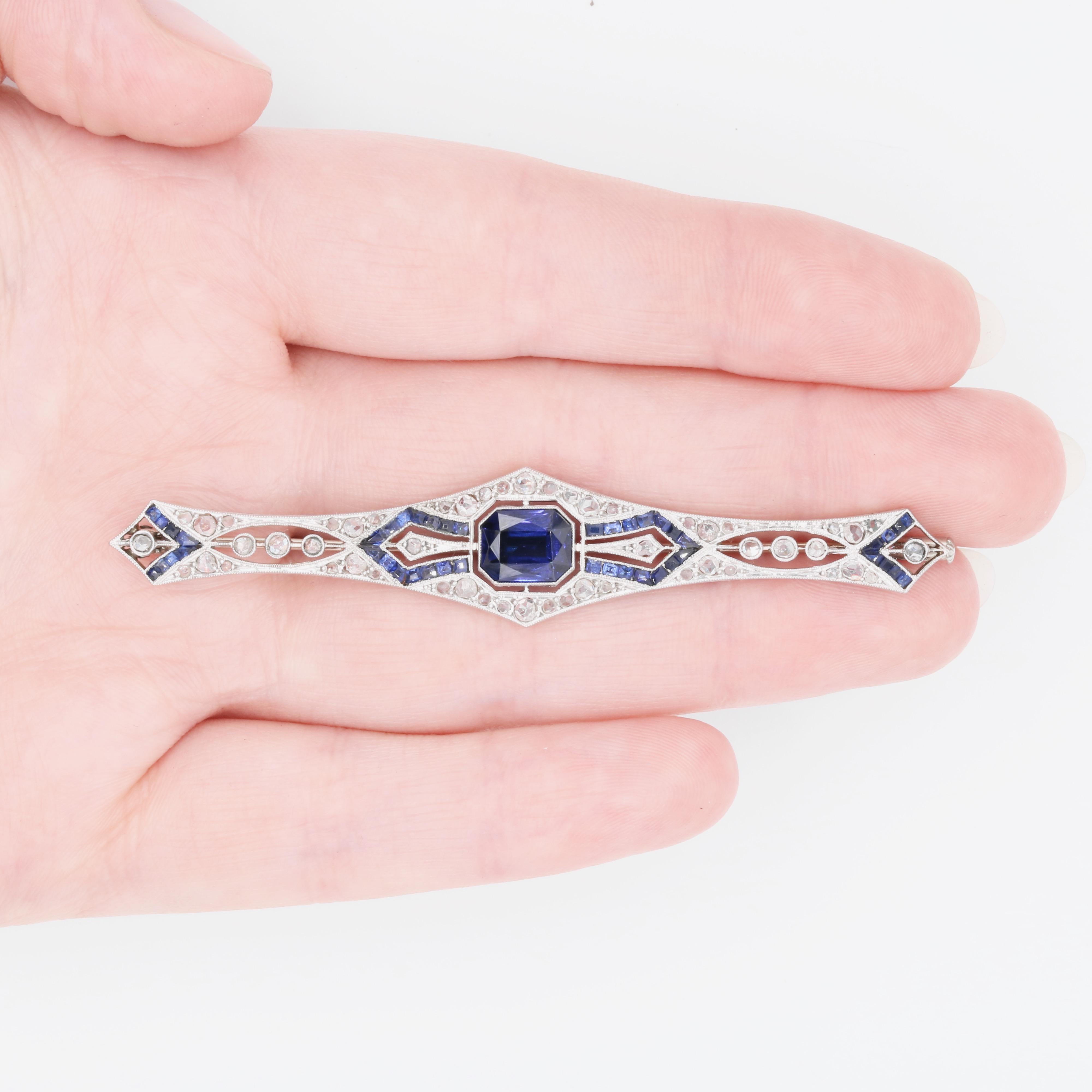 Art Deco 1920s French 18K Gold and Platinum 1.63tgw Sapphire and Diamond Brooch 6