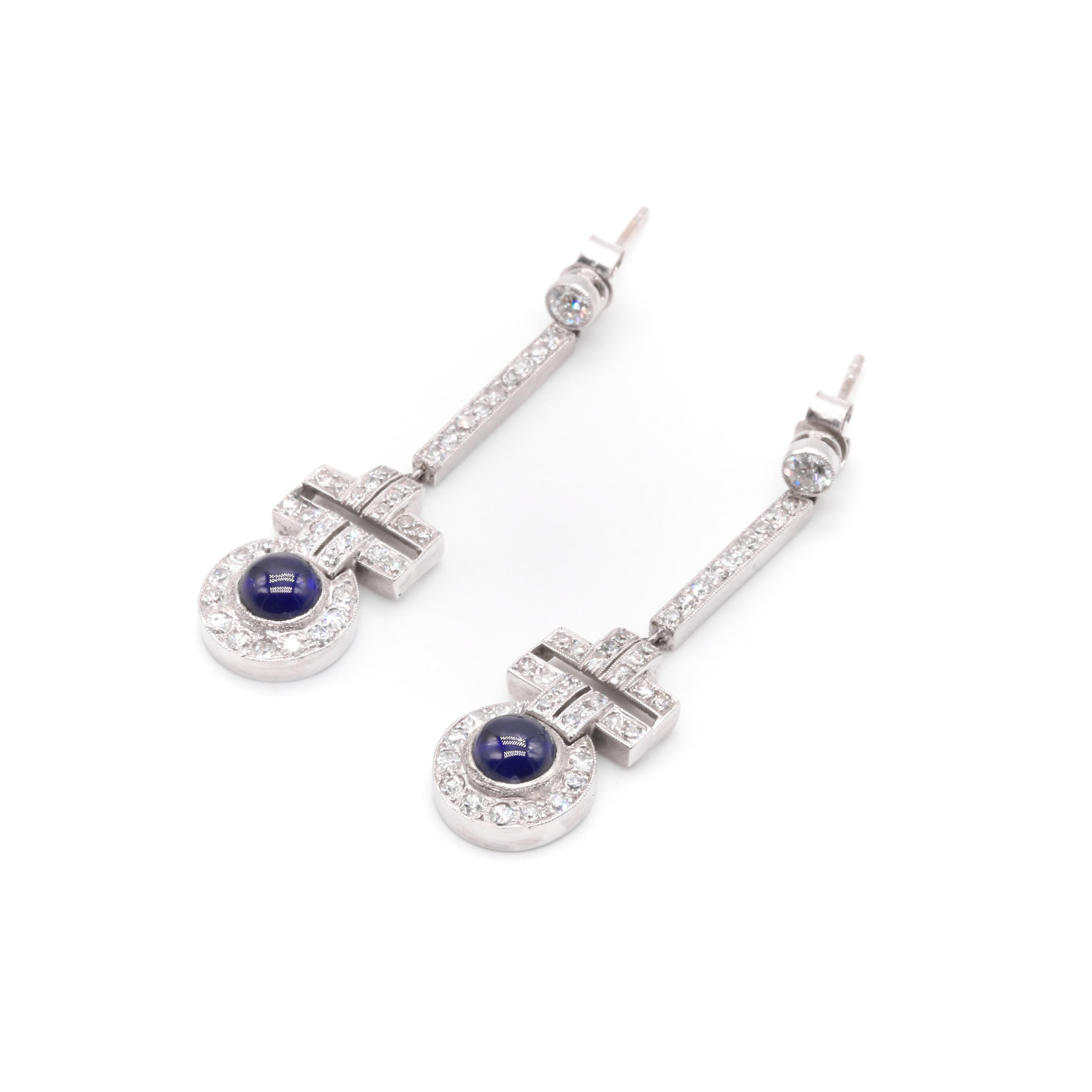 Women's or Men's Art Deco 1920s Platinum 3.52tgw Cabochon Sapphire and Diamond Drop Earrings For Sale