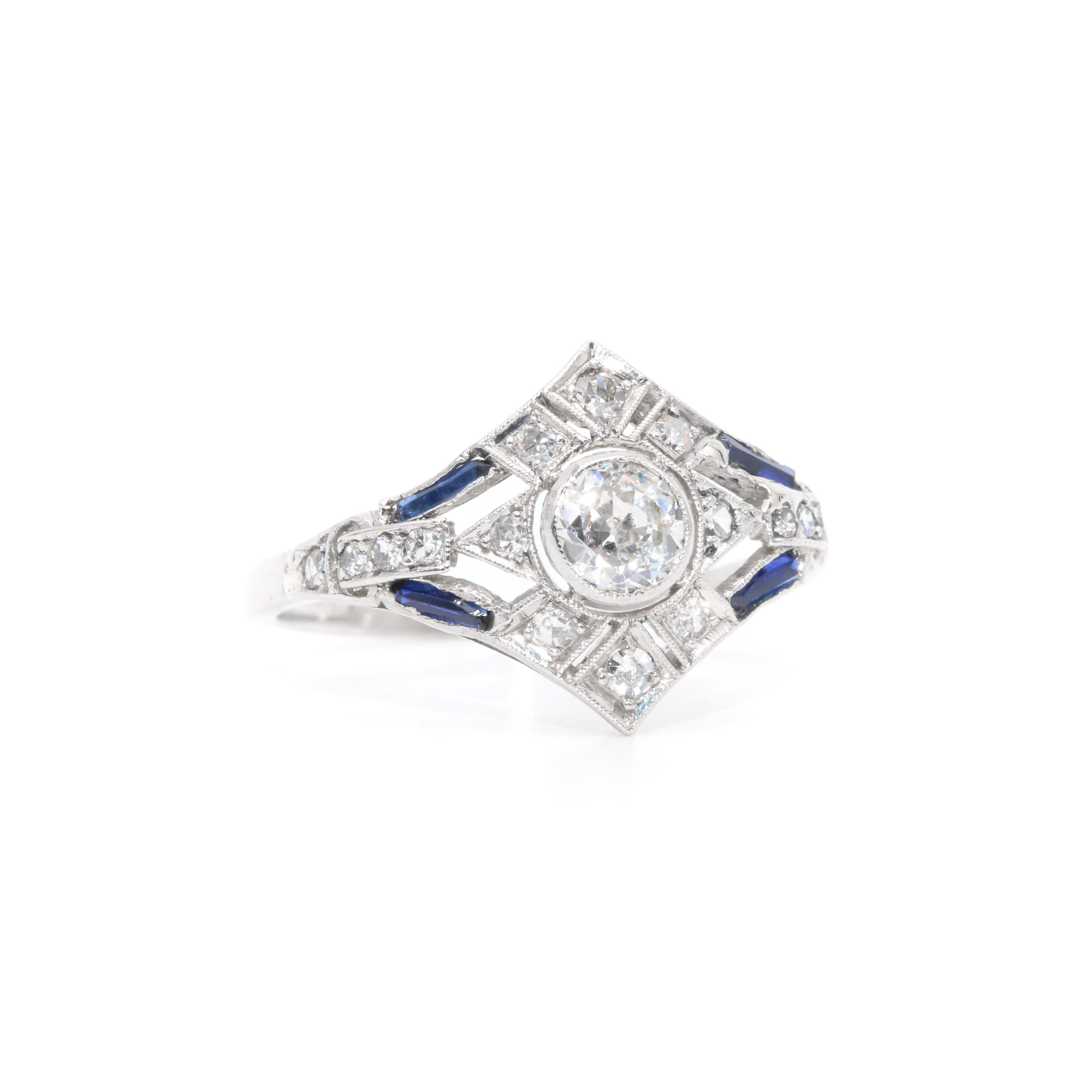 Art Deco 1920s Platinum Old Cut Diamond and Sapphire Openwork Panel Ring In Good Condition For Sale In Staines-Upon-Thames, GB