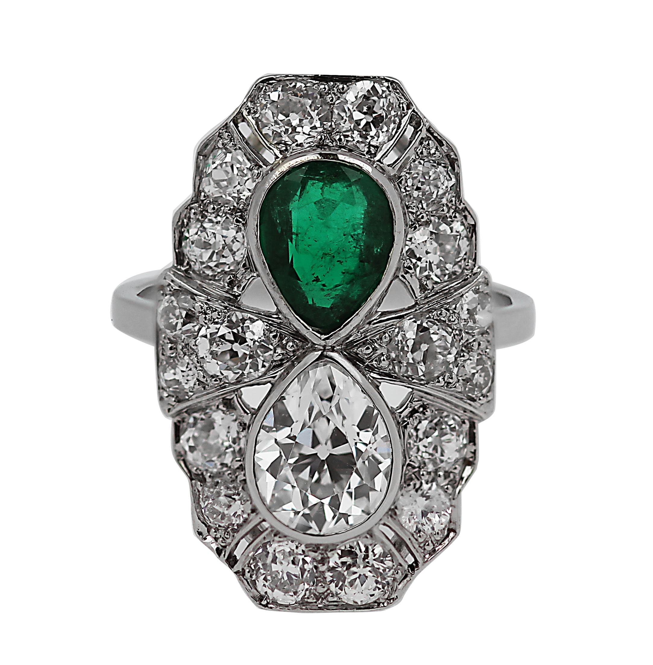 Art-Deco Emerald & Diamond Ring, Pear Shaped, set in Platinum