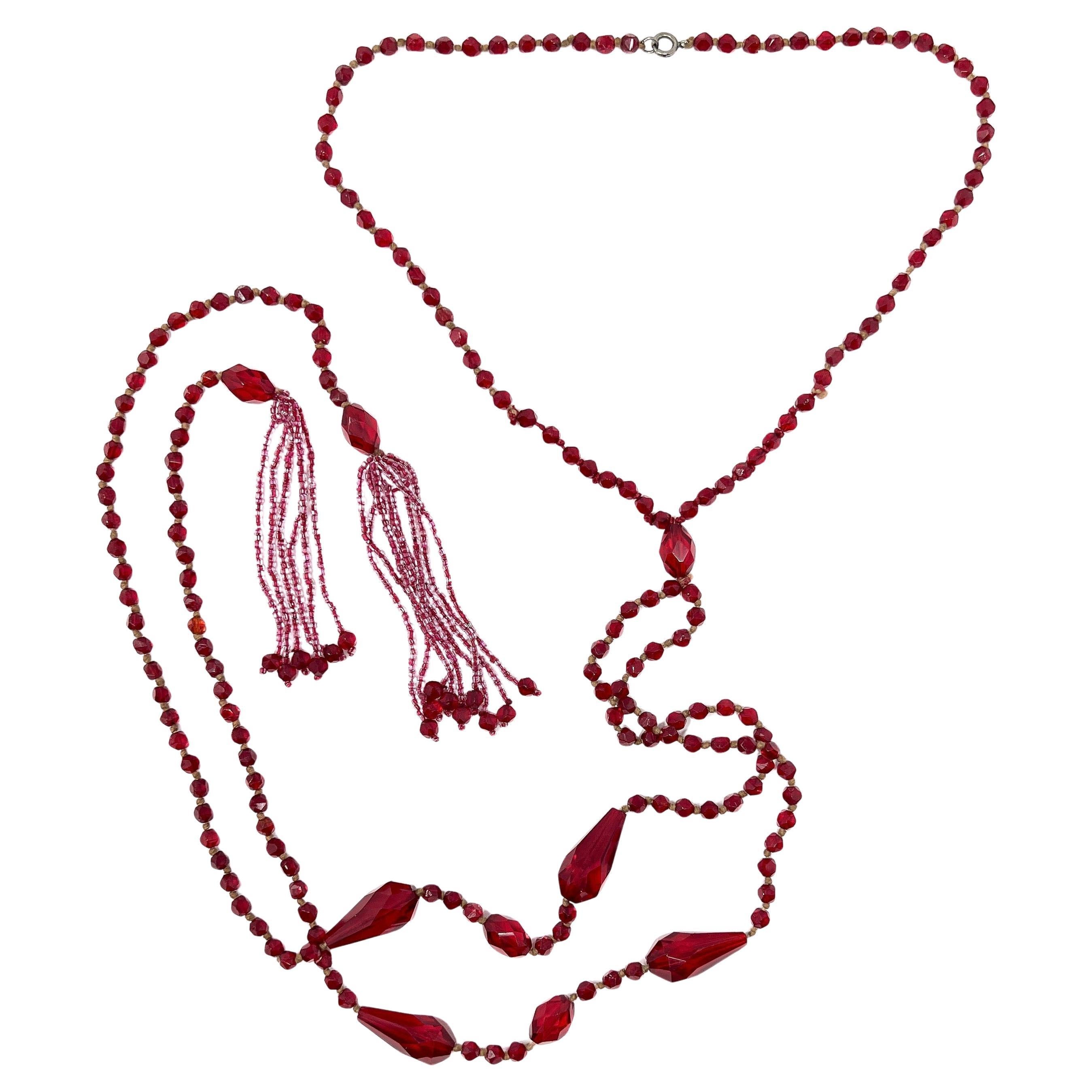 Collier Flapper Art déco des années 1920 en verre rouge à pampilles vintage en vente