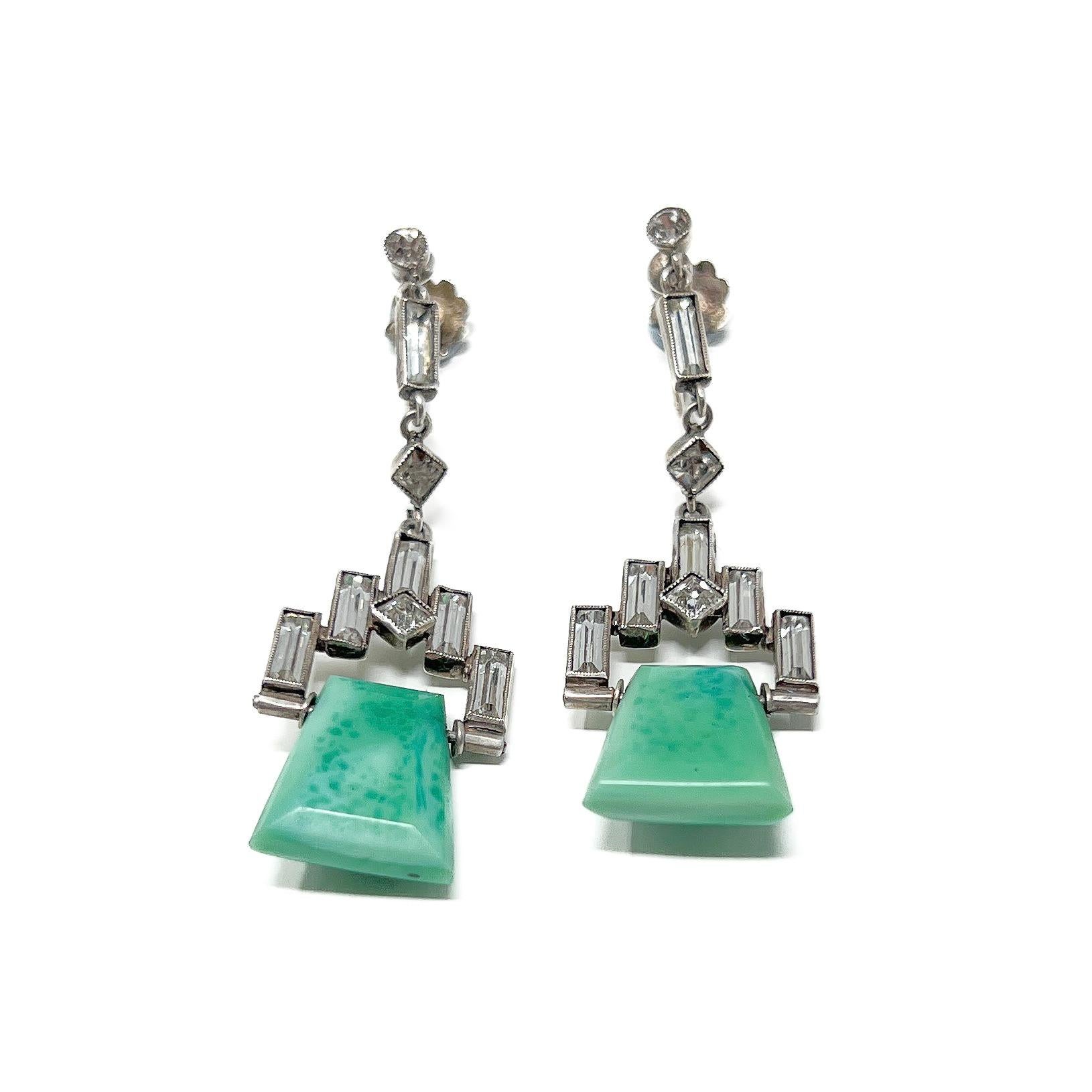 Women's Art Deco 1920s Sterling Silver, Paste and Green Glass Vintage Drop Earrings For Sale