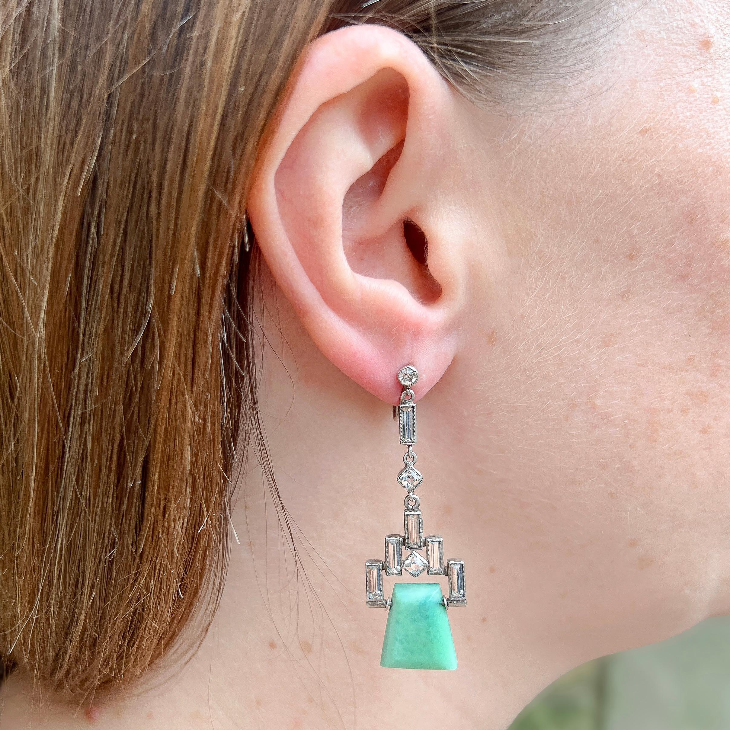 Art Deco 1920s Sterling Silver, Paste and Green Glass Vintage Drop Earrings For Sale 4