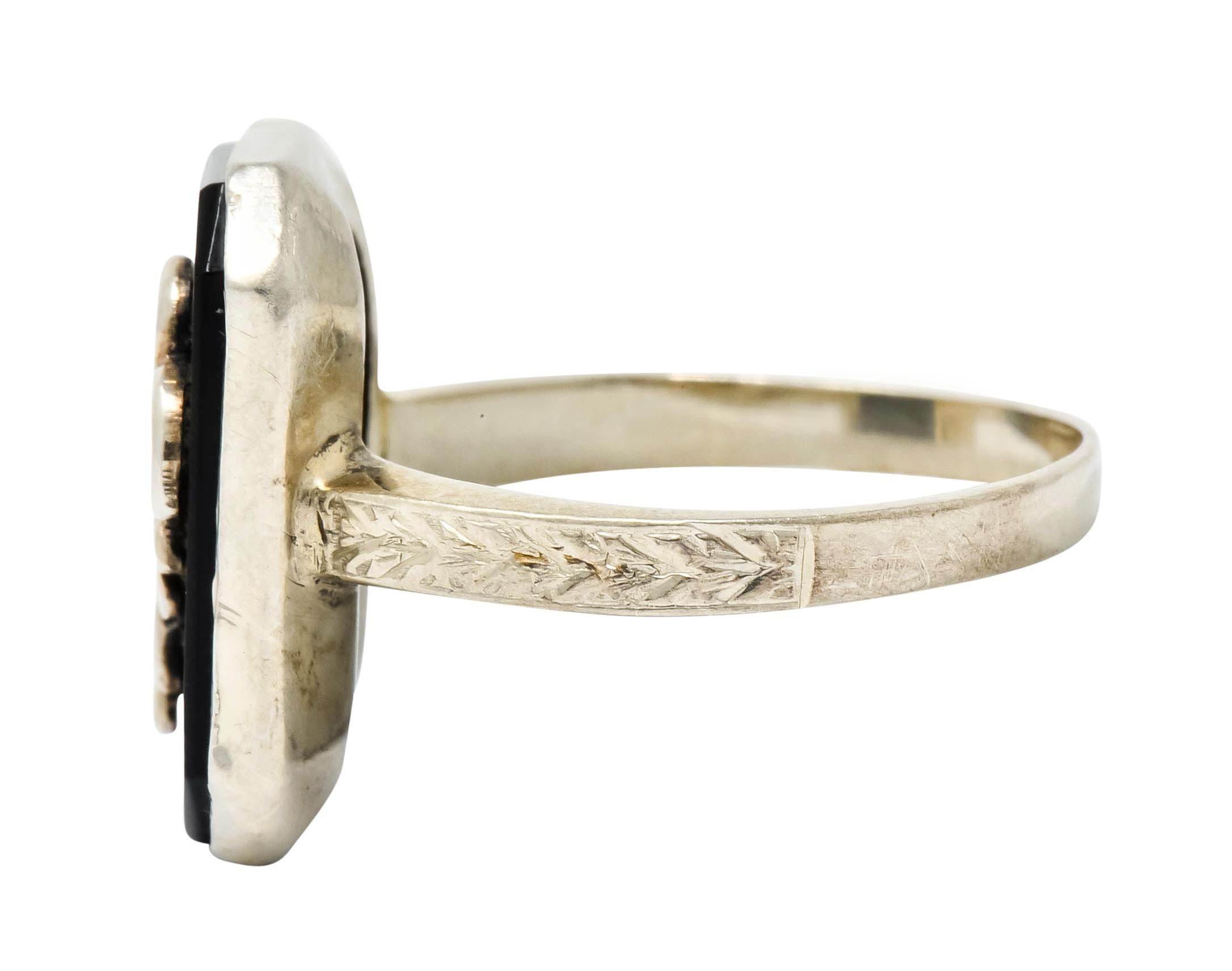 Women's or Men's Art Deco 1923 Onyx Tablet 14 Karat White Gold Date Ring