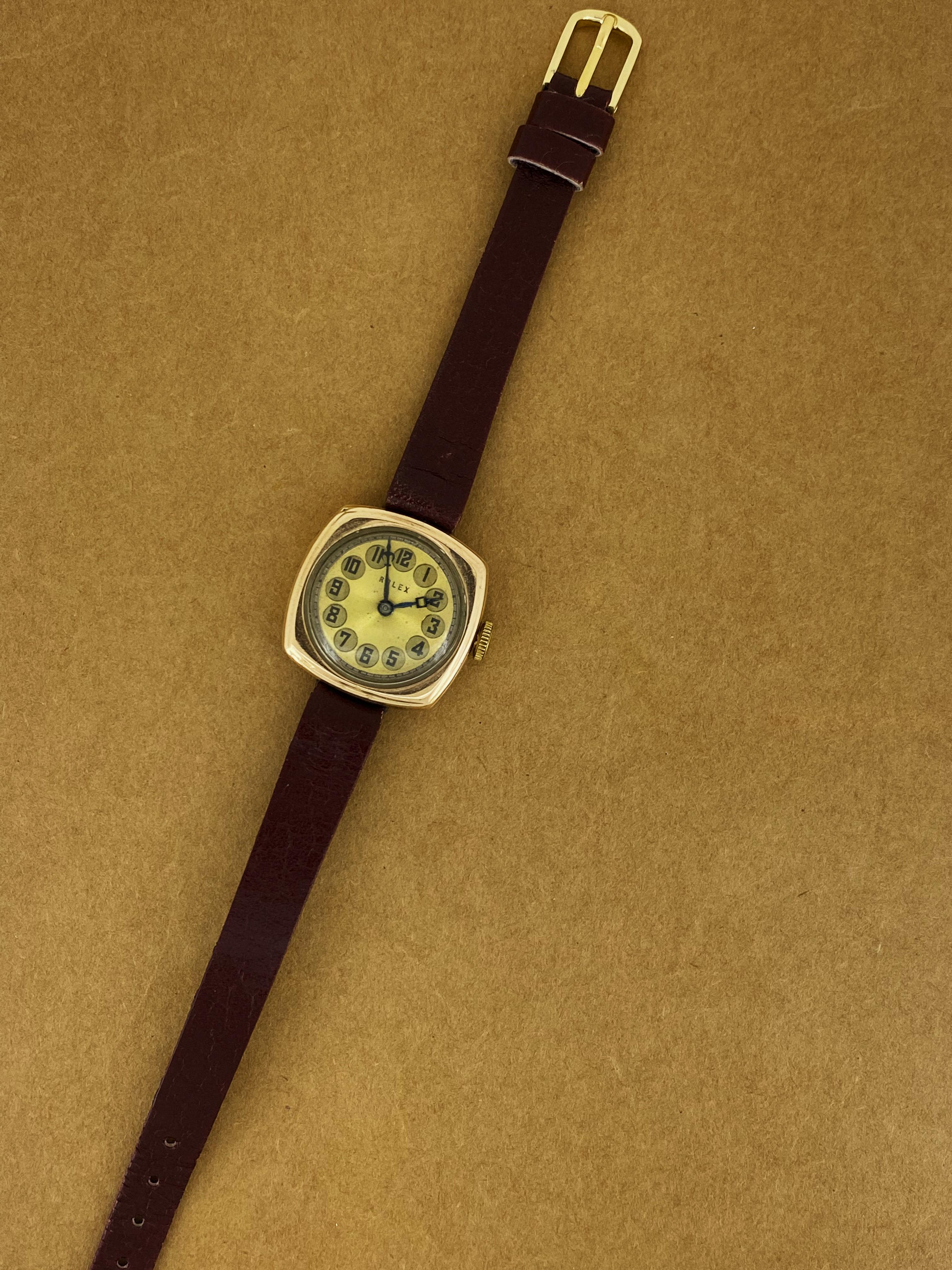 Art-Deco 1924 Rolex ref 2363 9K Rose Gold 25mm Hinged Cushion Case Ladies' Watch In Excellent Condition For Sale In MELBOURNE, AU