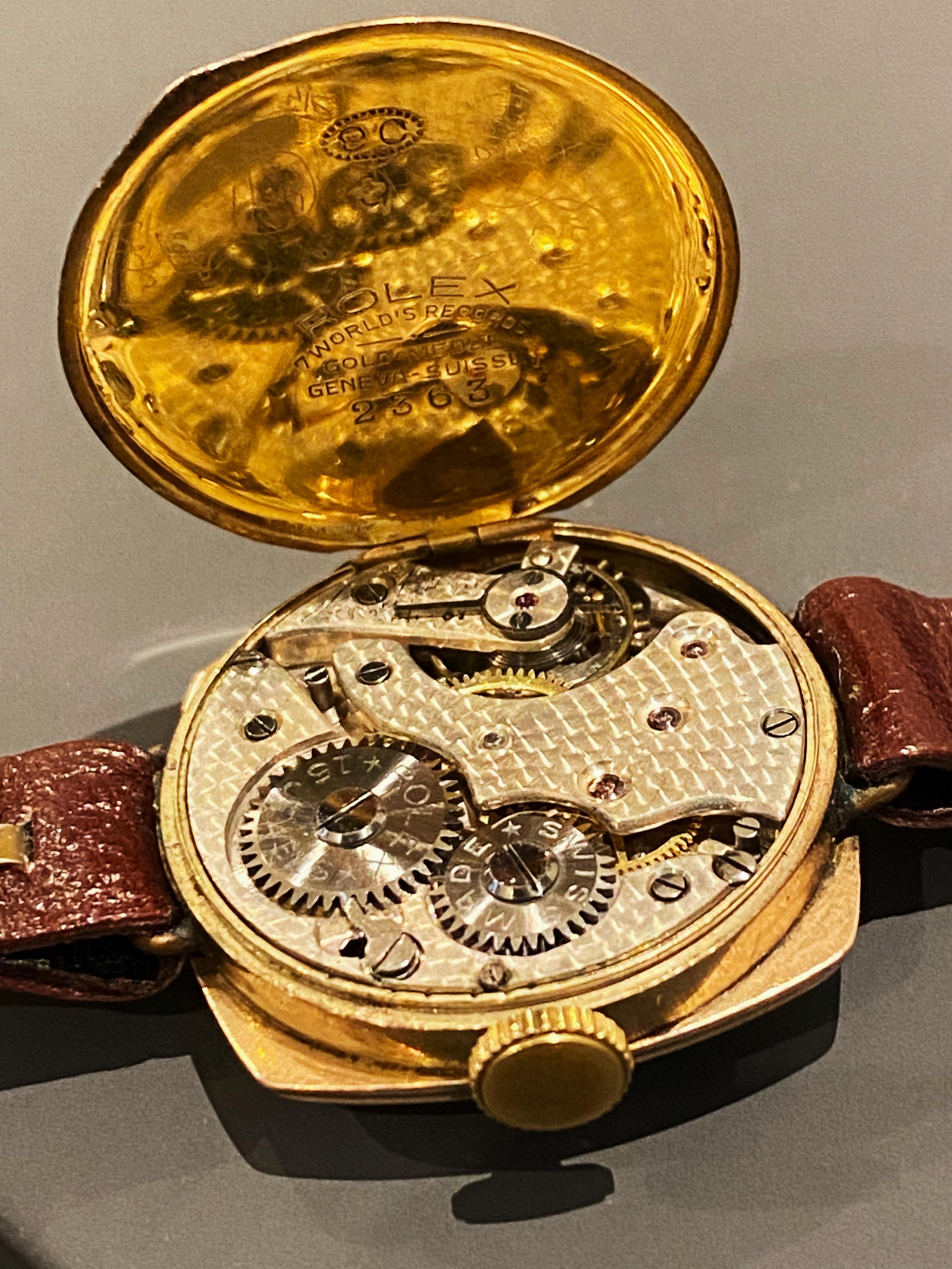 Women's Art-Deco 1924 Rolex ref 2363 9K Rose Gold 25mm Hinged Cushion Case Ladies' Watch For Sale