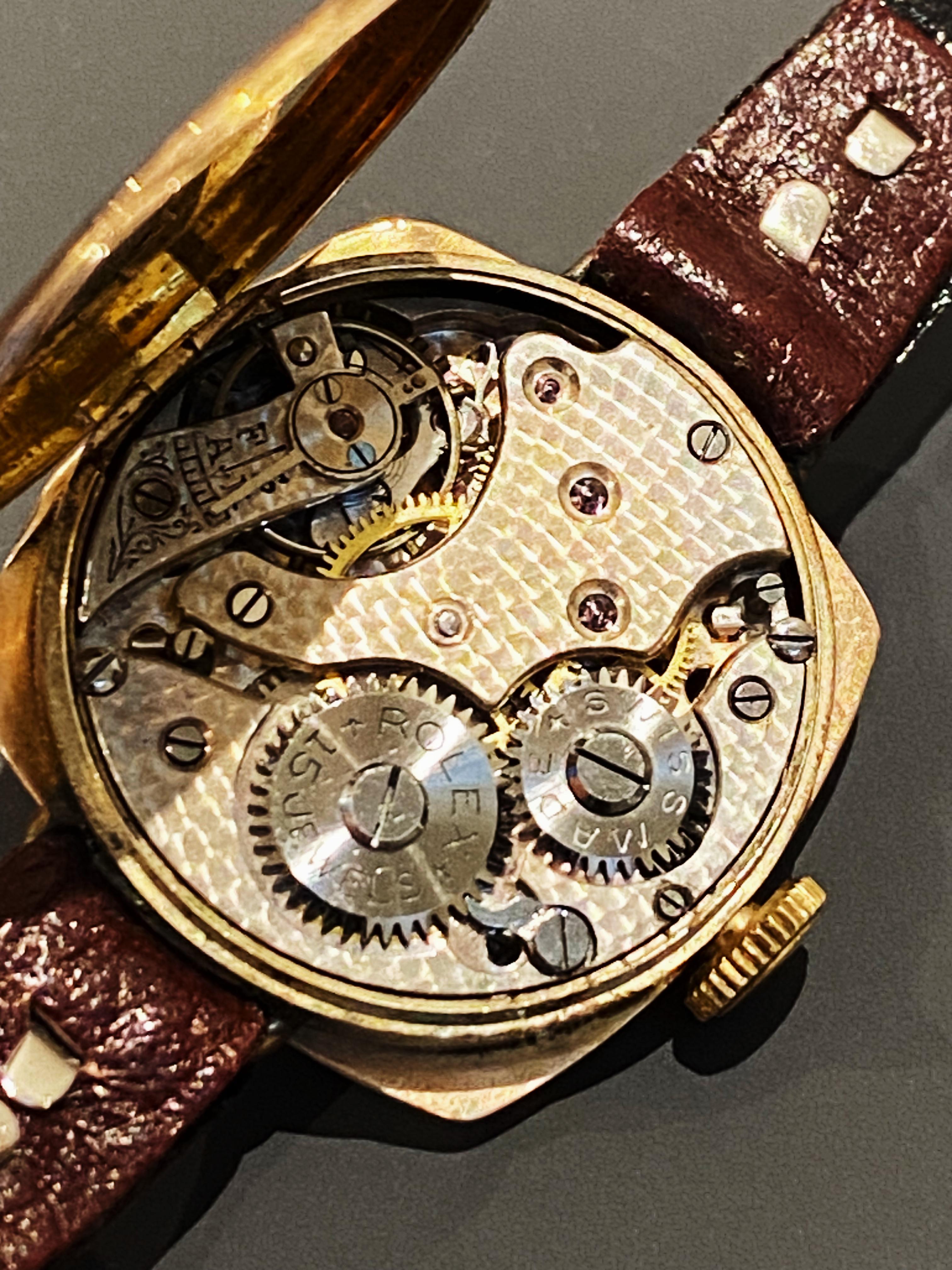 Art-Deco 1924 Rolex ref 2363 9K Rose Gold 25mm Hinged Cushion Case Ladies' Watch For Sale 3