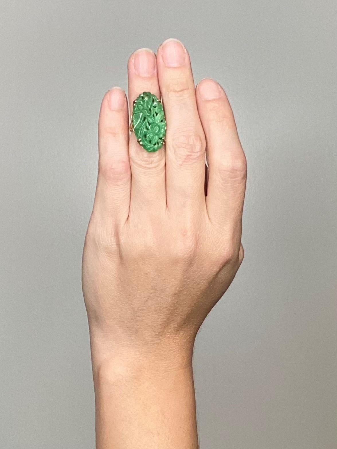Art Deco 1925 Chinoiserie Enameled Oval Ring In 14Kt Gold With Carved Jadeite 1