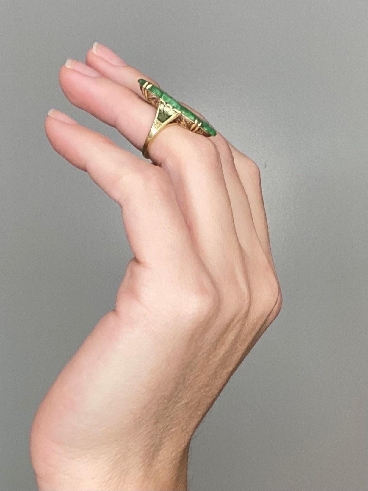 Art Deco 1925 Chinoiserie Enameled Oval Ring In 14Kt Gold With Carved Jadeite 2
