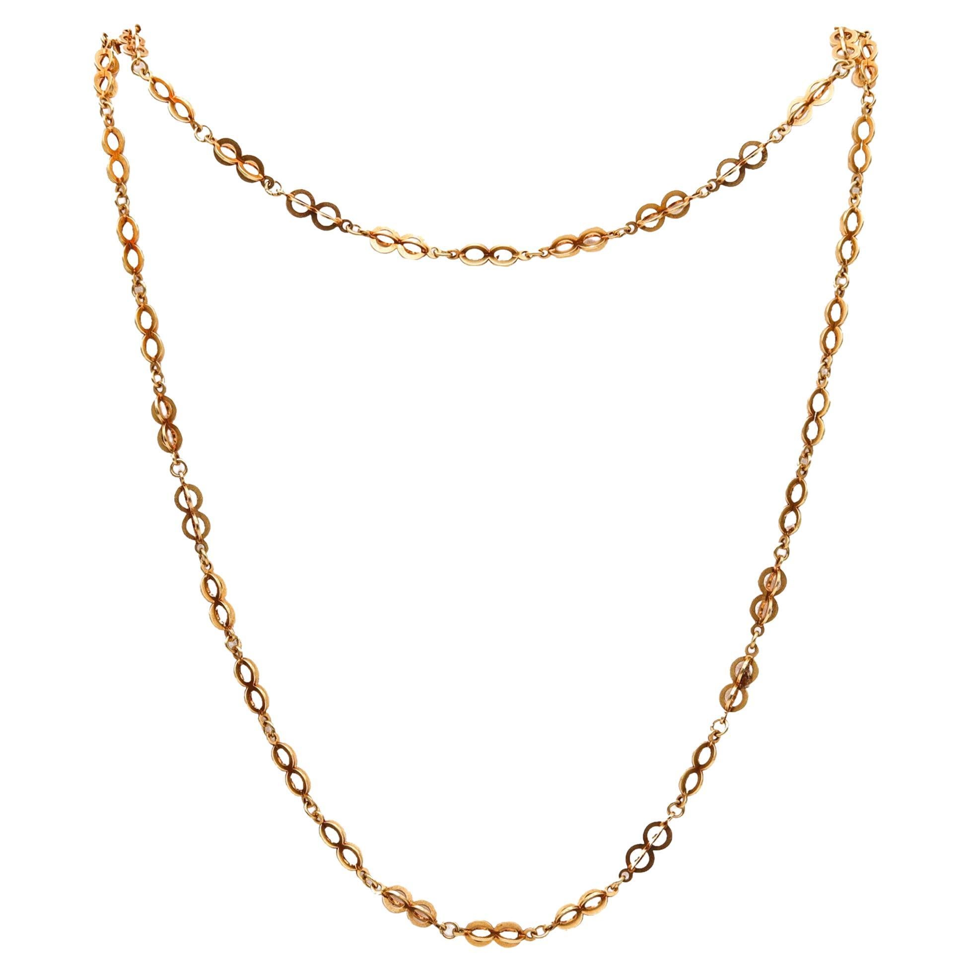 Art Deco 1925 Europäische geometrische lange Kette aus massivem 18 Karat Gelbgold im Art déco-Stil im Angebot