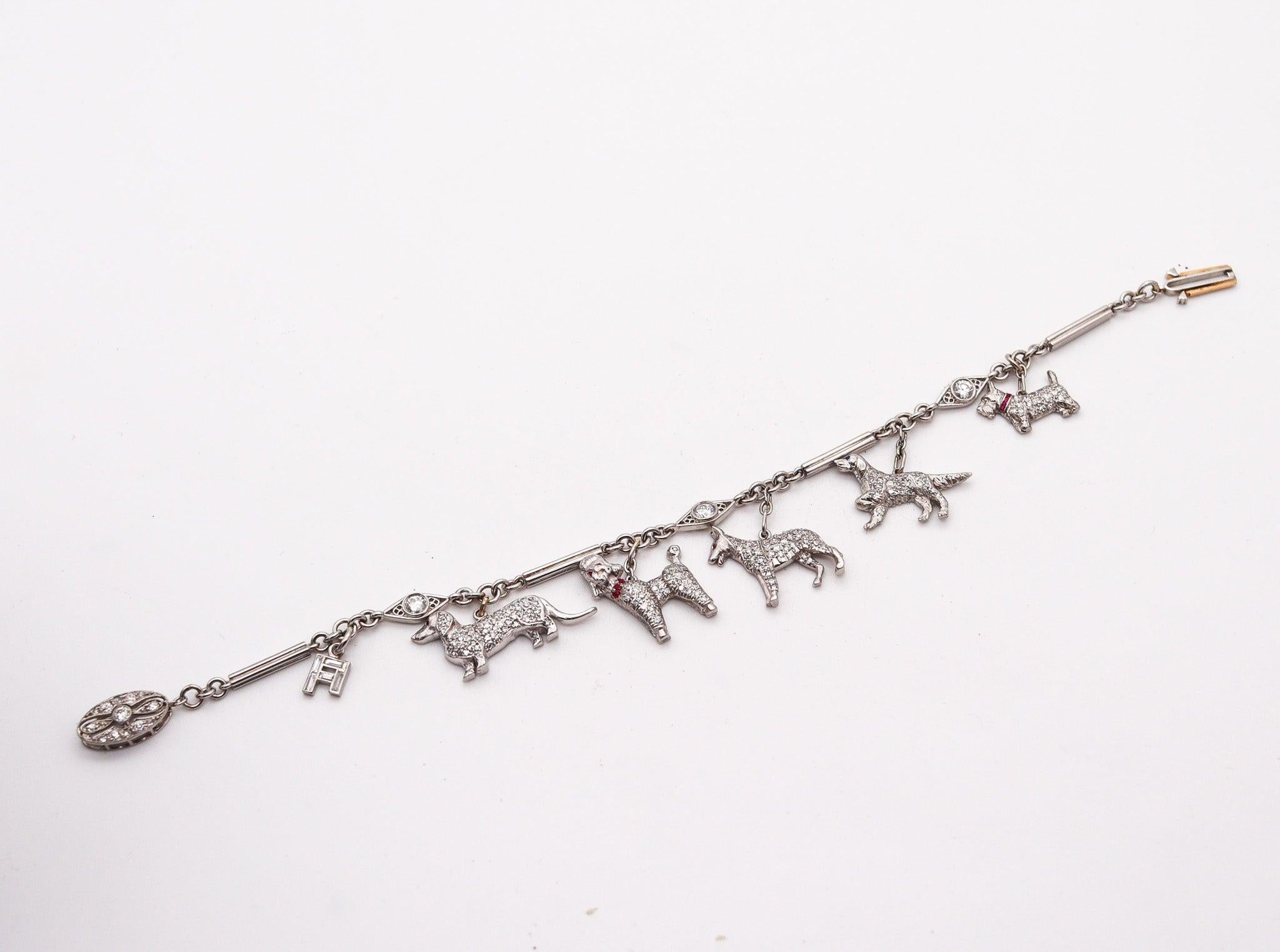ART DECO 1925 Fünf Hunde-Charms-Armband aus Platin mit 4,03 Karat Diamanten im Angebot 5