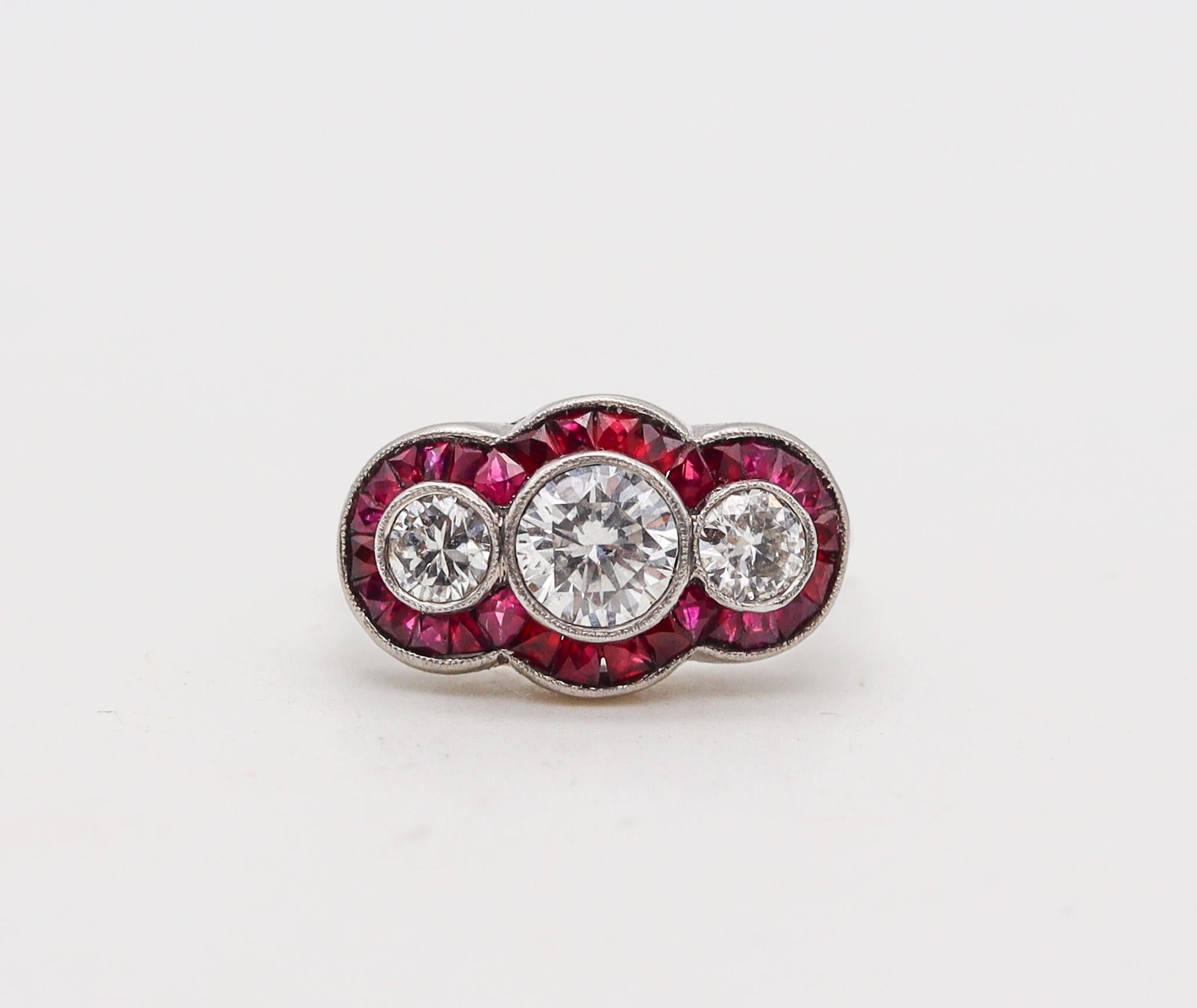 Round Cut Art Deco 1925 Three Gems Ring In Platinum With 1.42 Ctw Diamonds And Rubies For Sale