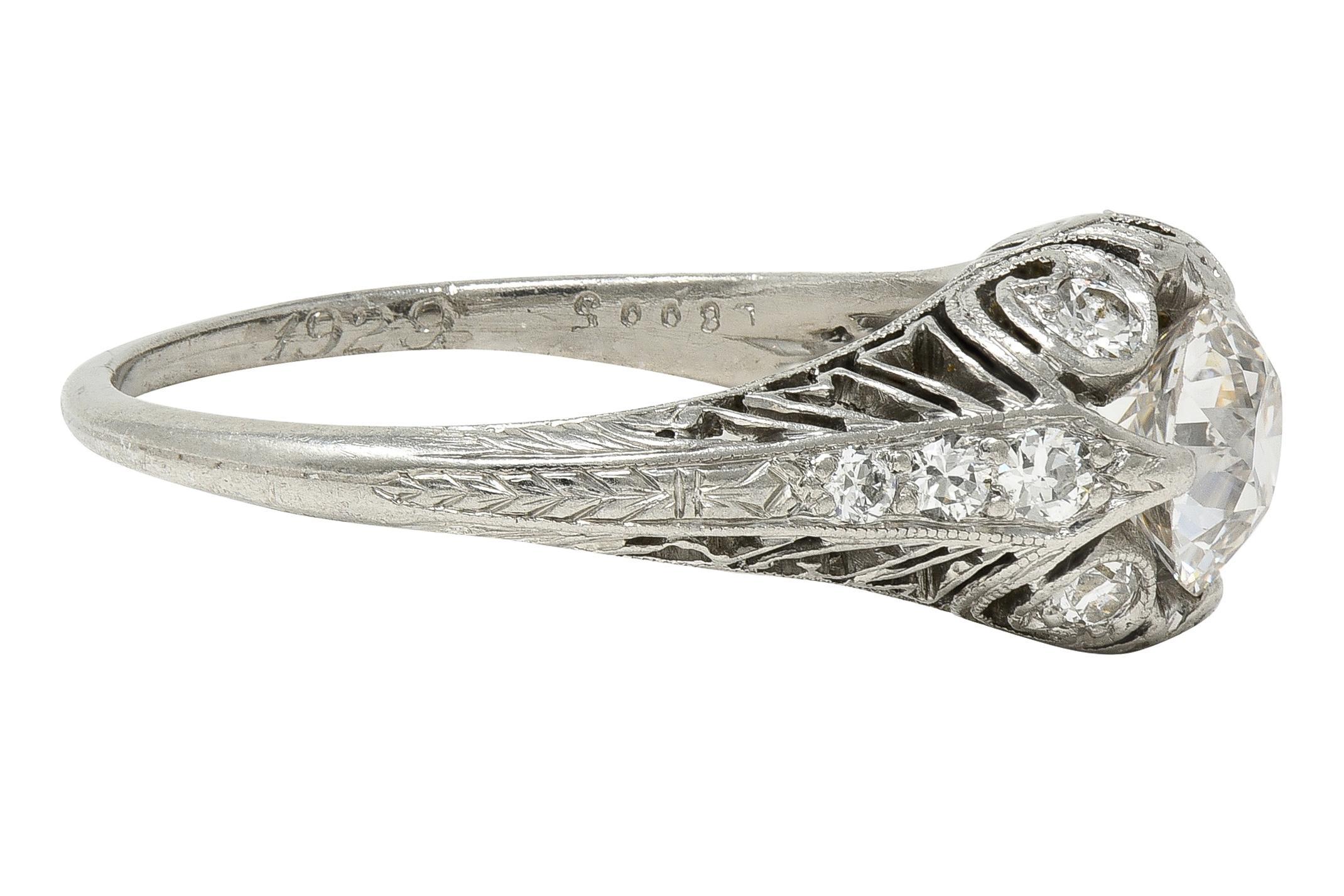 Art Deco 1929 1,00 CTW Diamant Platin Antik Scroll Feder Verlobungsring (Alteuropäischer Schliff) im Angebot