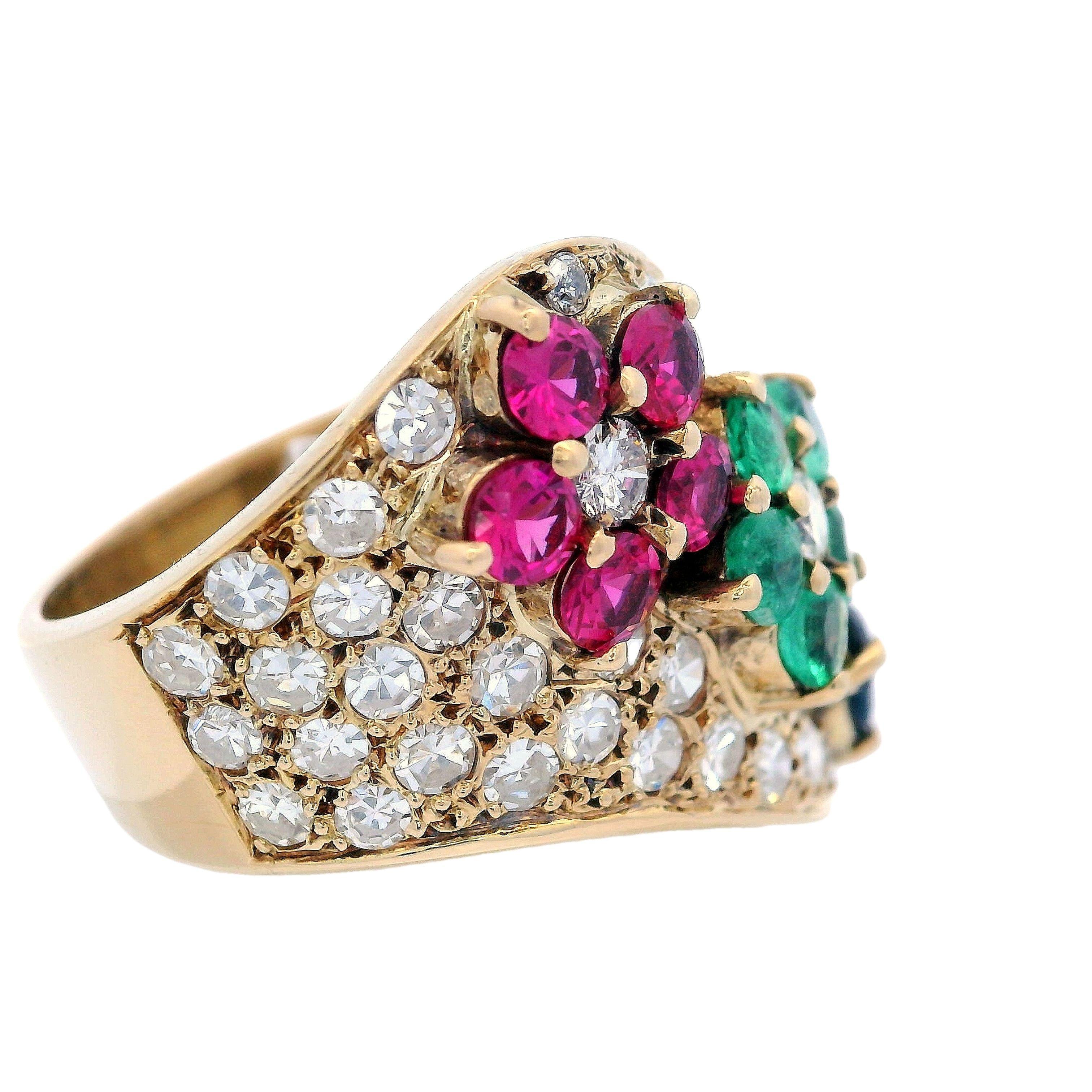 Art Deco 1930 Ring aus 18 Karat Gelbgold mit Diamanten, Rubinen, Saphiren und Smaragden im Zustand „Hervorragend“ im Angebot in Aventura, FL