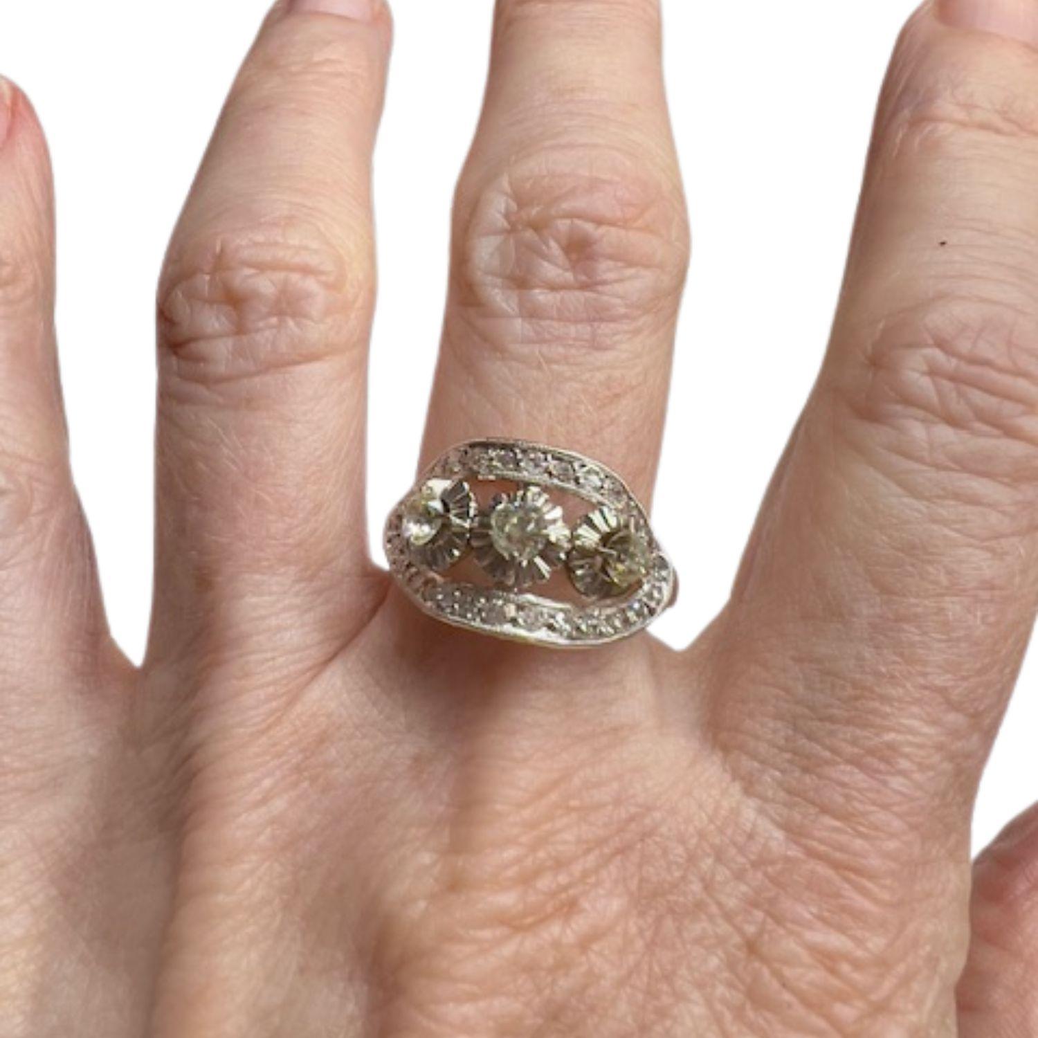 Anillo Art Déco 1930-1935 de oro y platino con diamantes en Bueno estado para la venta en MADRID, ES