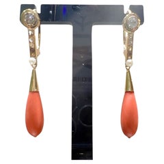 Art Deco 1930-1935 0.80 carats Diamond, Pearl, and Coral Gold  Earrings